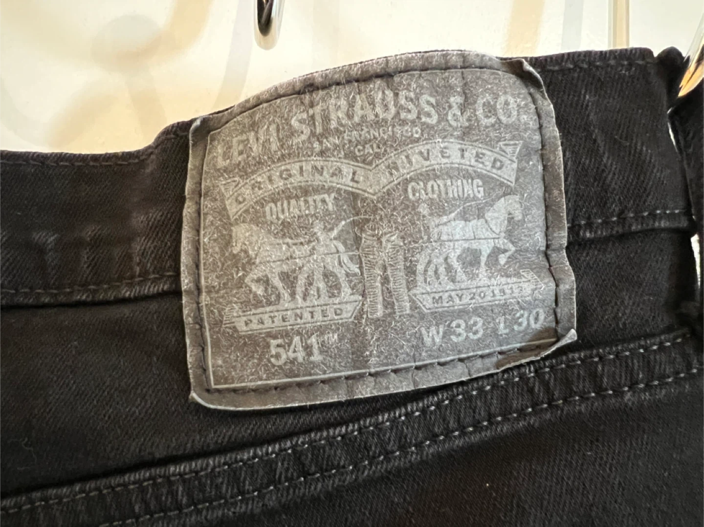 Levi's 541 Athletic Fit Jeans - Black - W33 L30 - photo 3