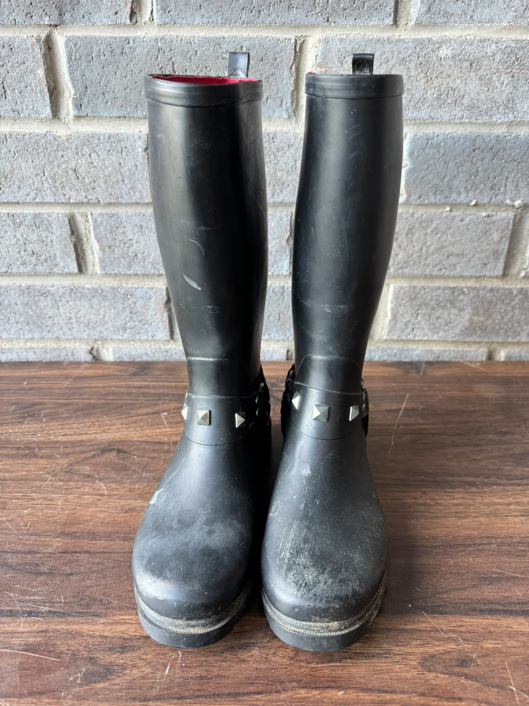 Black studded rain boots / rain shoes / size 8 / women / black - photo 4