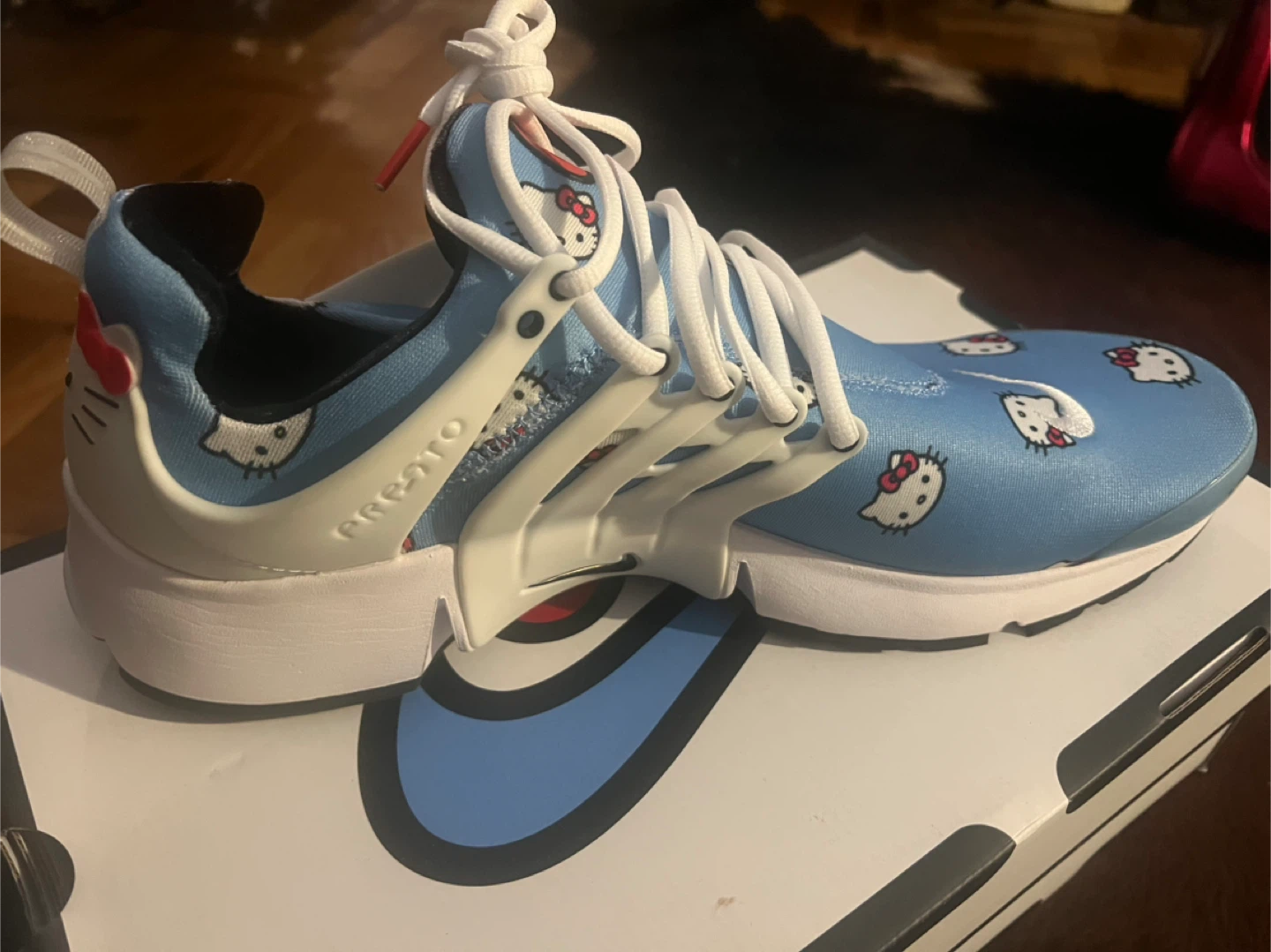 Nike Air Presto QS Hello Kitty Shoes - photo 4