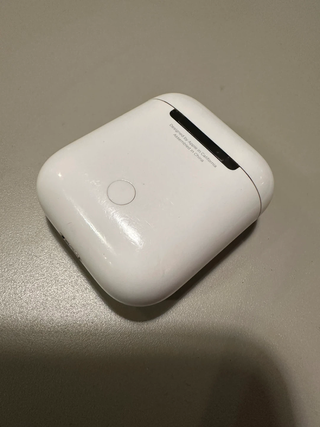 Apple AirPods 2nd Generation with Charging Case