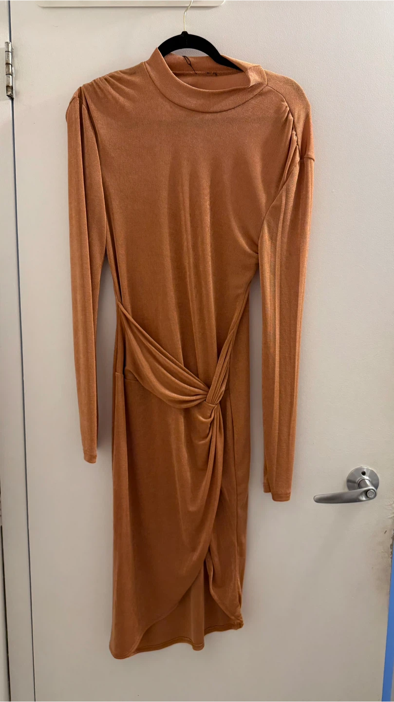 Long Sleeve Ruched Midi Dress - Orange