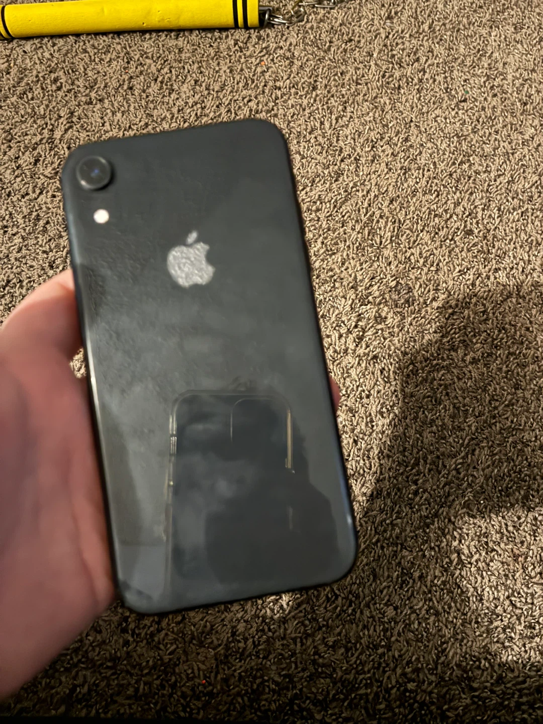 iPhone XR read description - photo 4