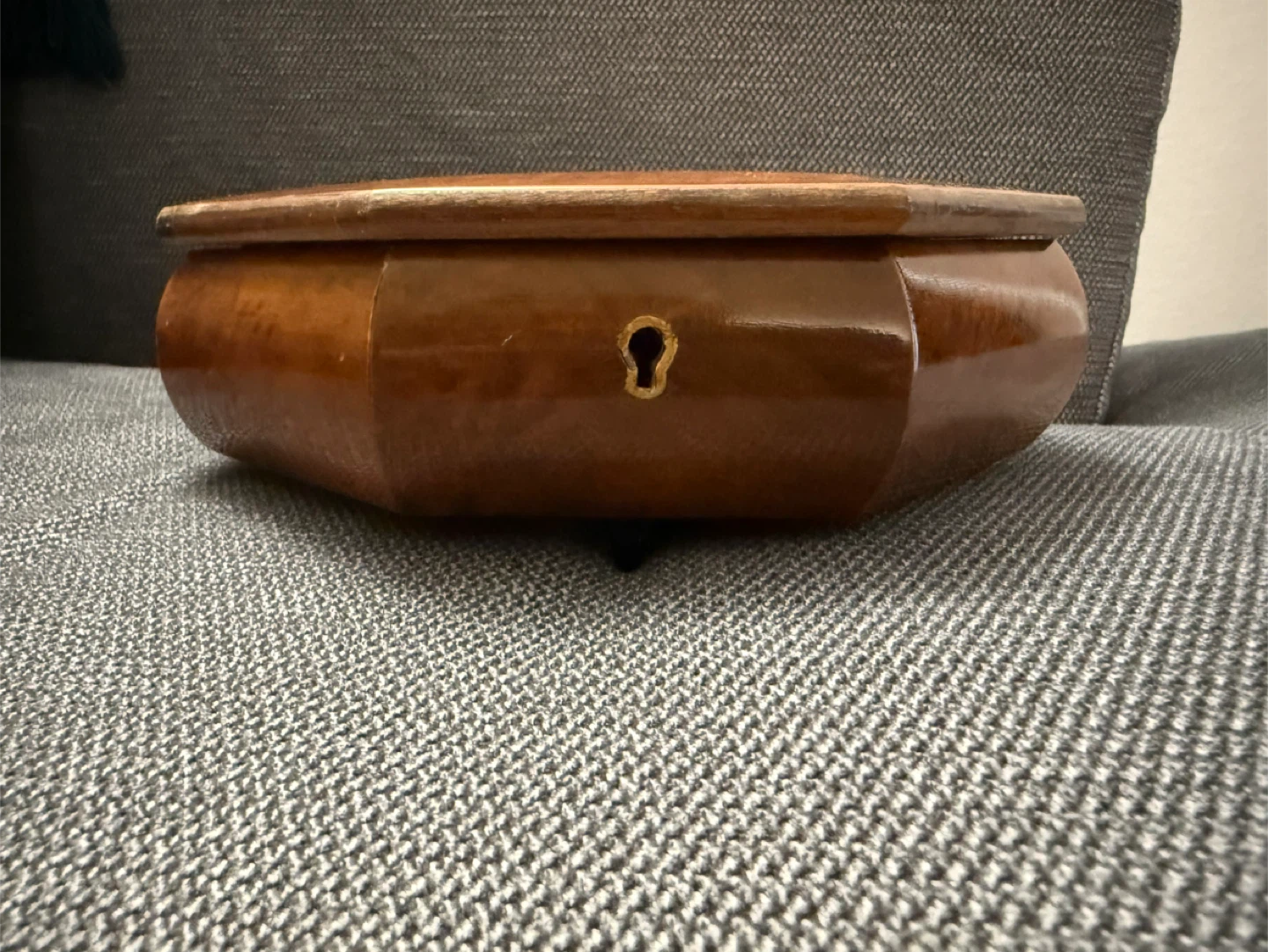 Vintage Wooden Music Box - photo 4