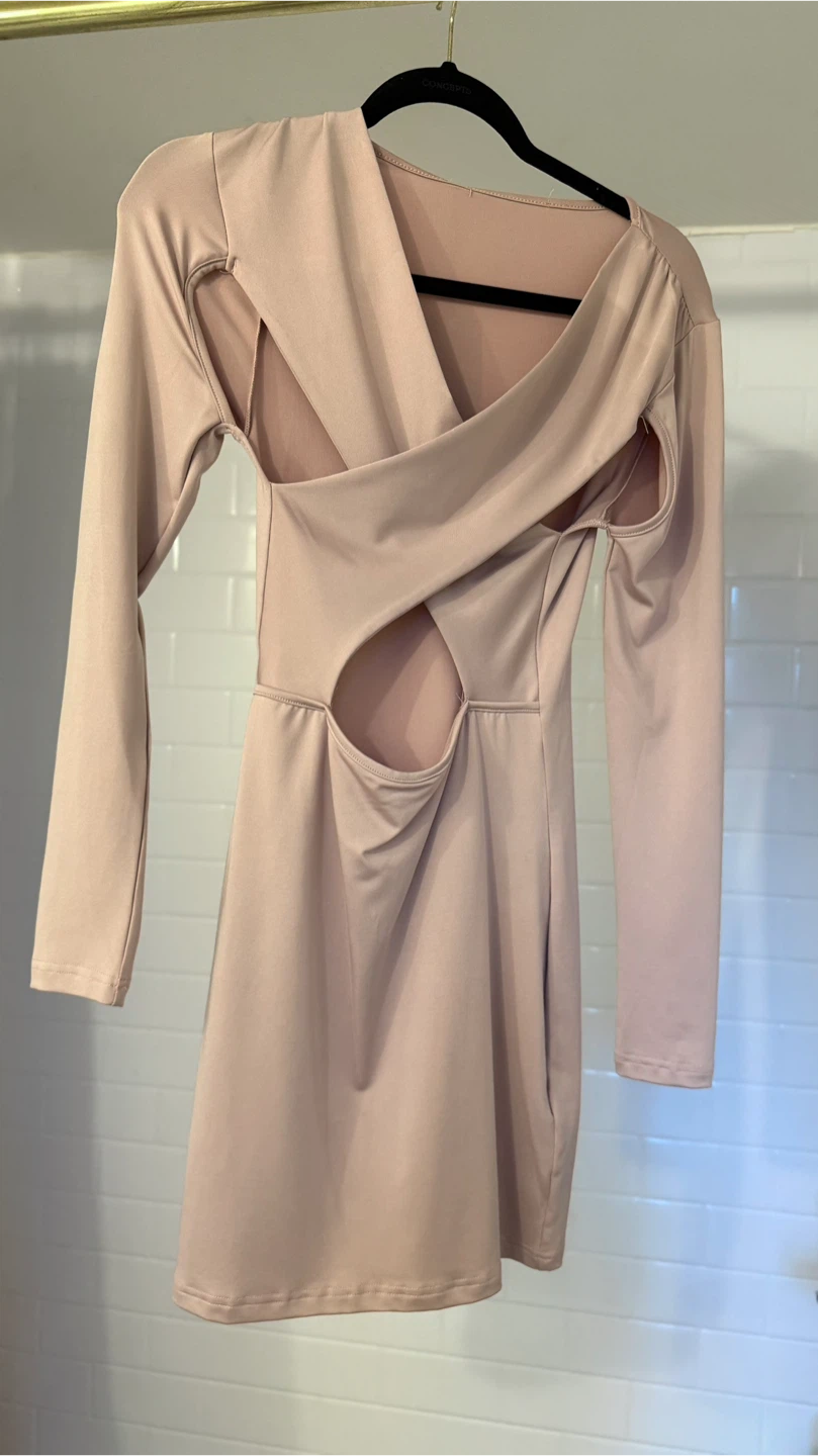 Light Pink Cut-Out Long Sleeve Mini Dress