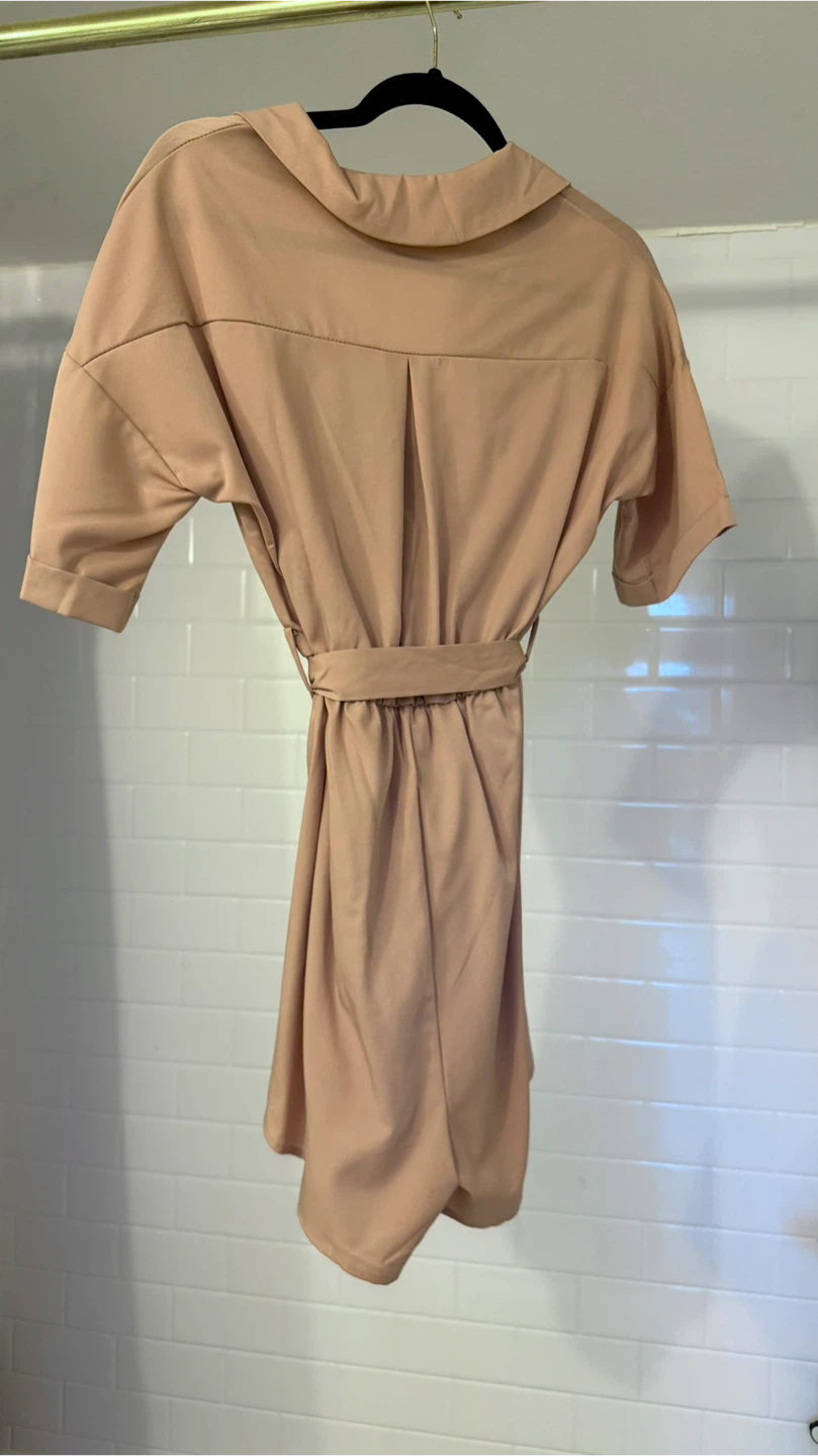 Women's Short Sleeve Button-Up Dress with Belt - photo 2