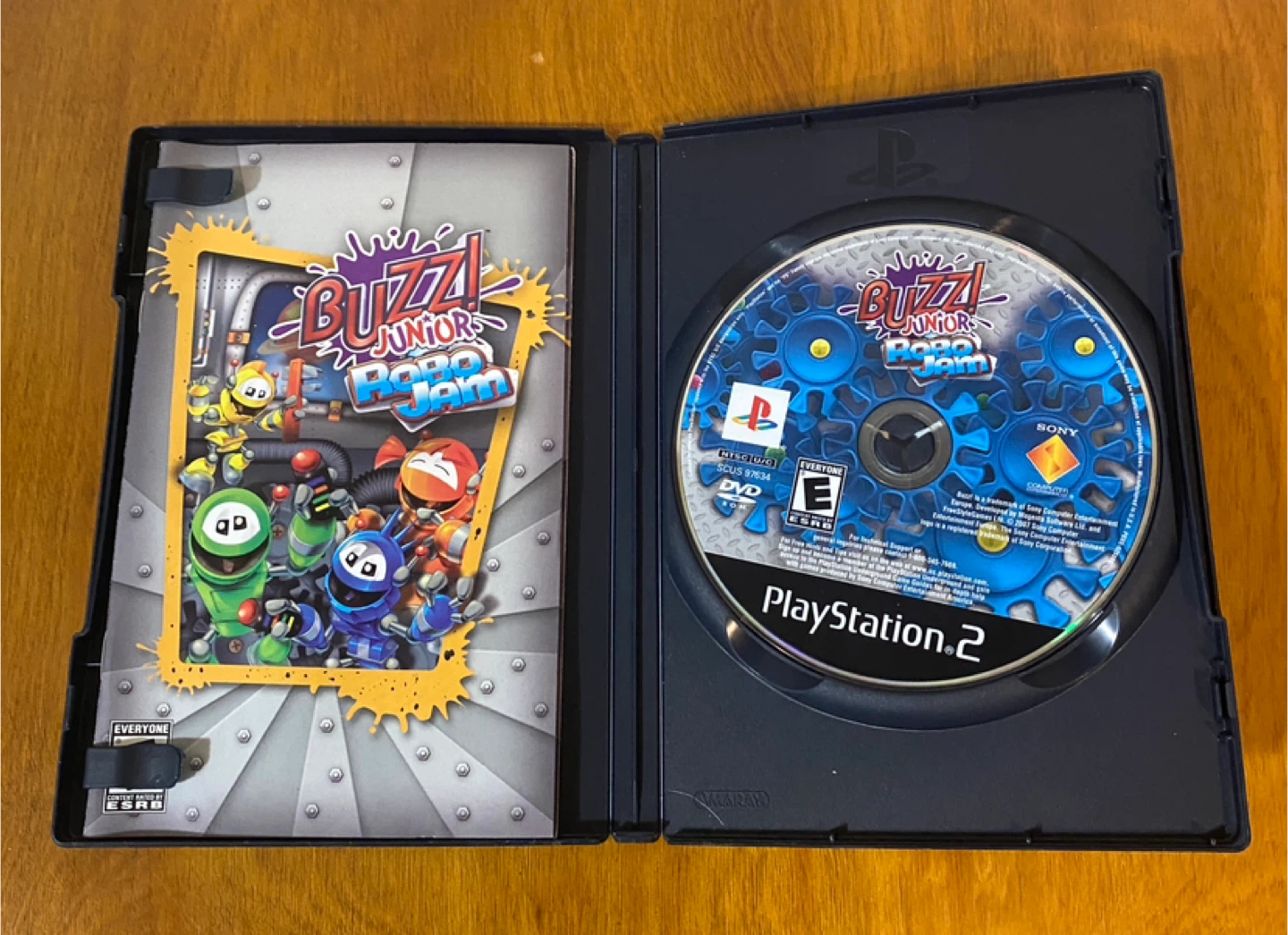 PS2 - Buzz! Junior: RoboJam – Manual / Clean Disc (Untested) - photo 2