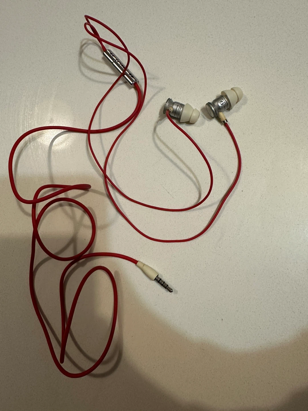 Beats by Dr. Dre Earphones - photo 2