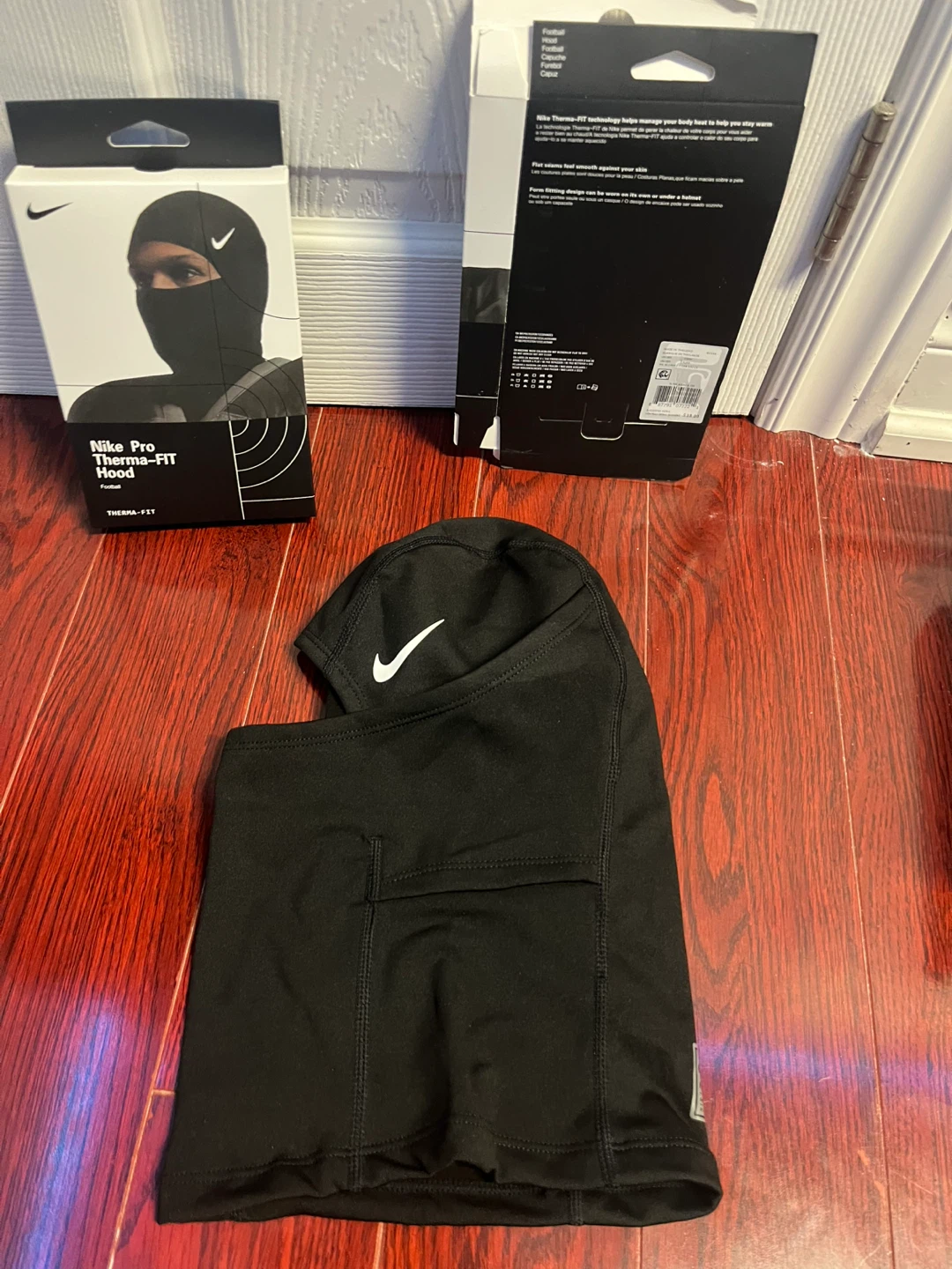 Nike Pro Therma-FIT Hood
