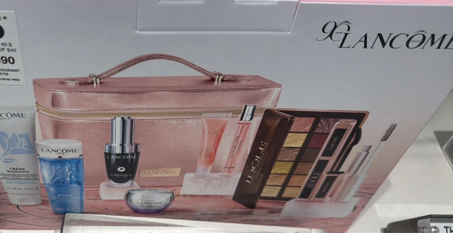 Lancôme Makeup & Skincare Set with Train Case