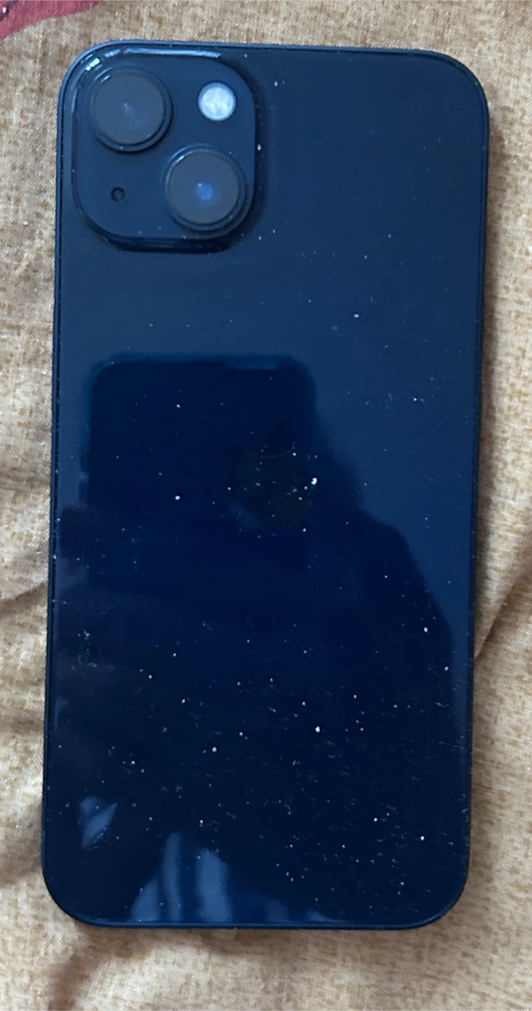 Mint Condition iPhone 13 *** Unlocked *** - photo 2