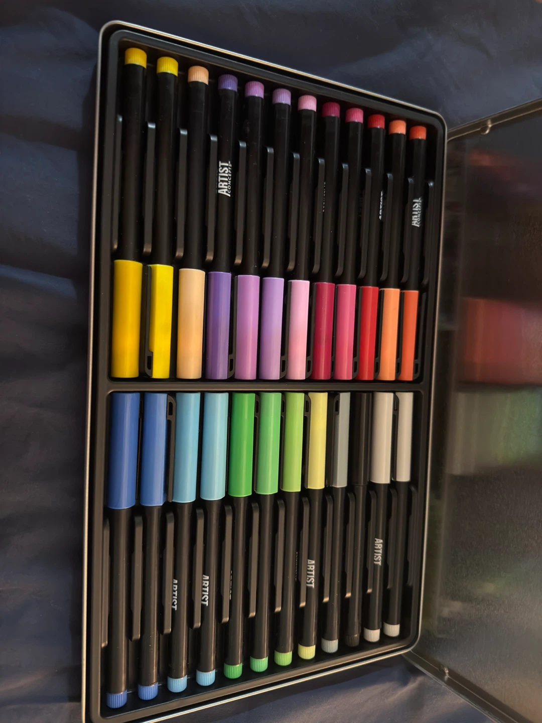 Artist's Loft Premium Blending Markers - 24 Colours