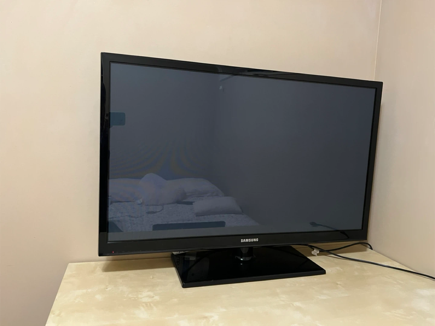 Samsung 43 inch Plasma TV - PN43D440A5D
