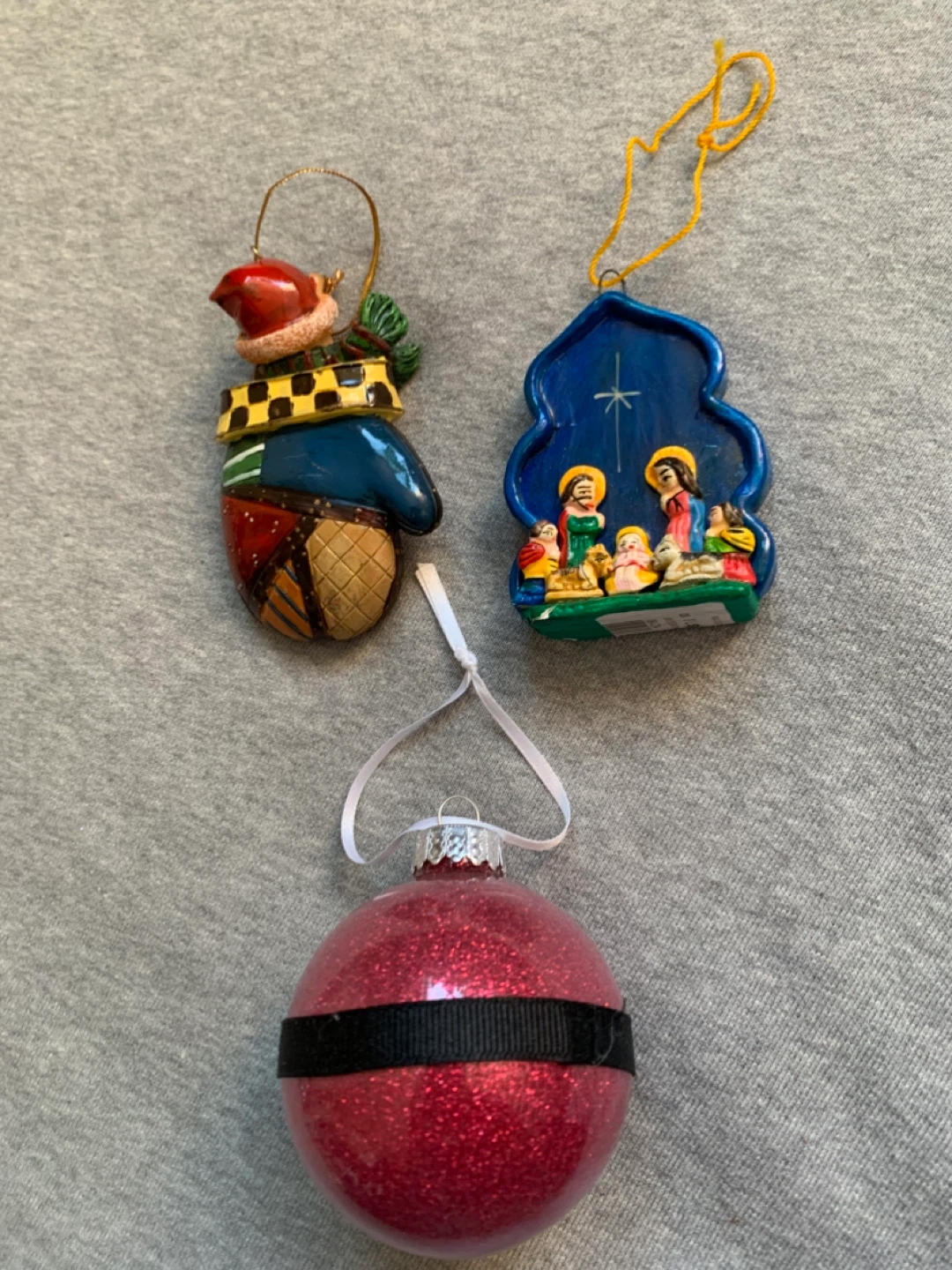 3 Christmas Tree Ornaments #freecycle - photo 2
