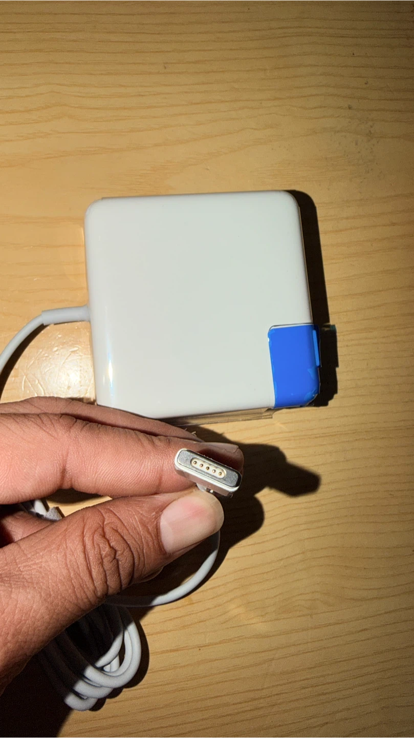 Apple MacBook MagSafe Power Adapter Charger - photo 2