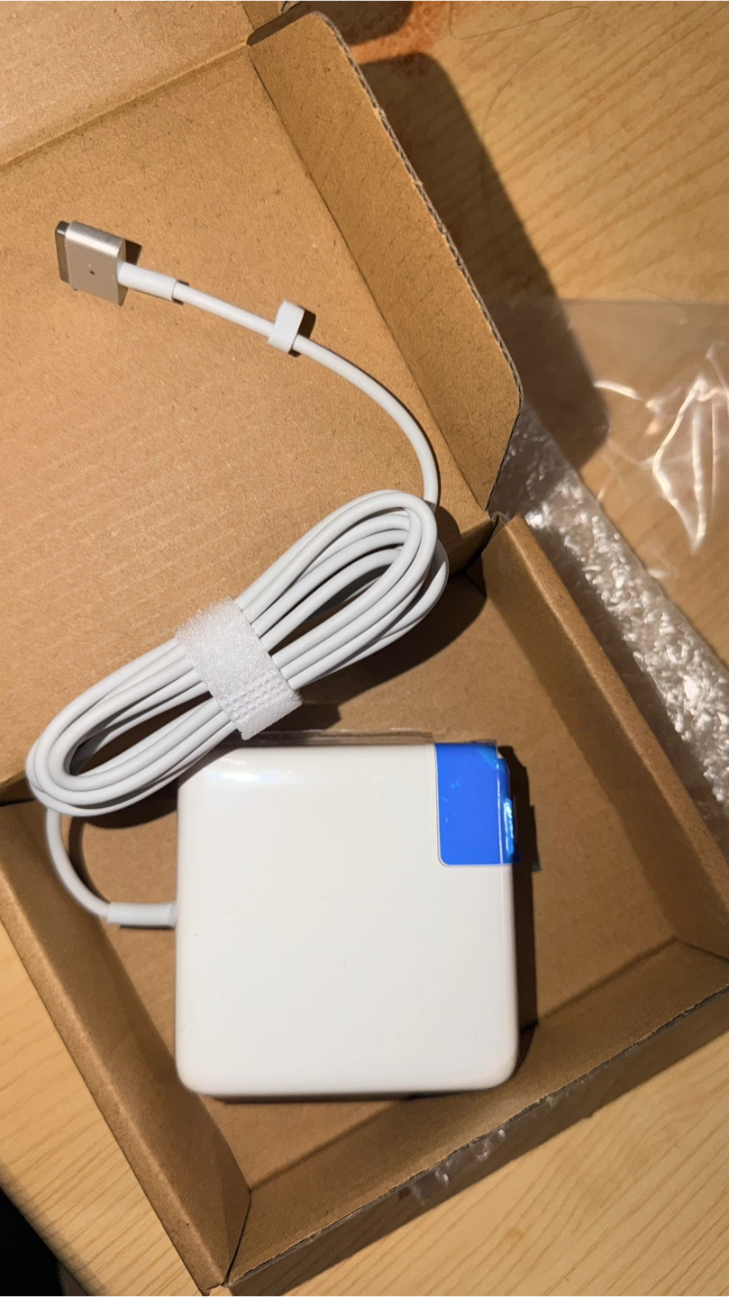 Apple MacBook MagSafe Power Adapter Charger