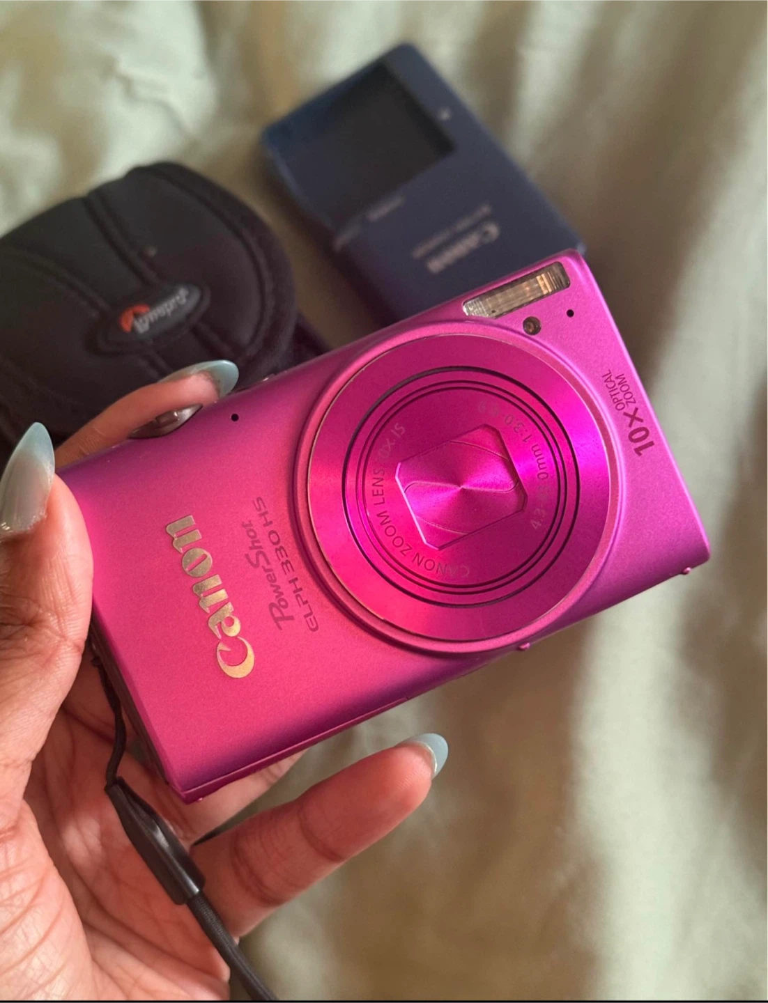 Canon PowerShot ELPH 330 HS Pink Digital Camera