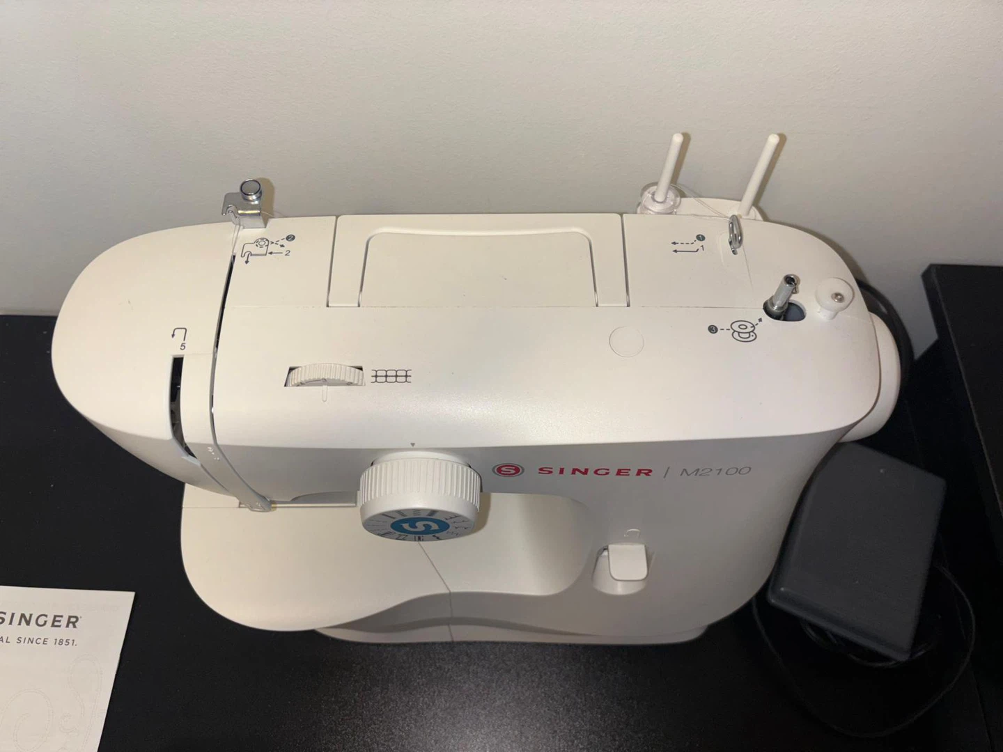Singer M2100 Sewing Machine - photo 4