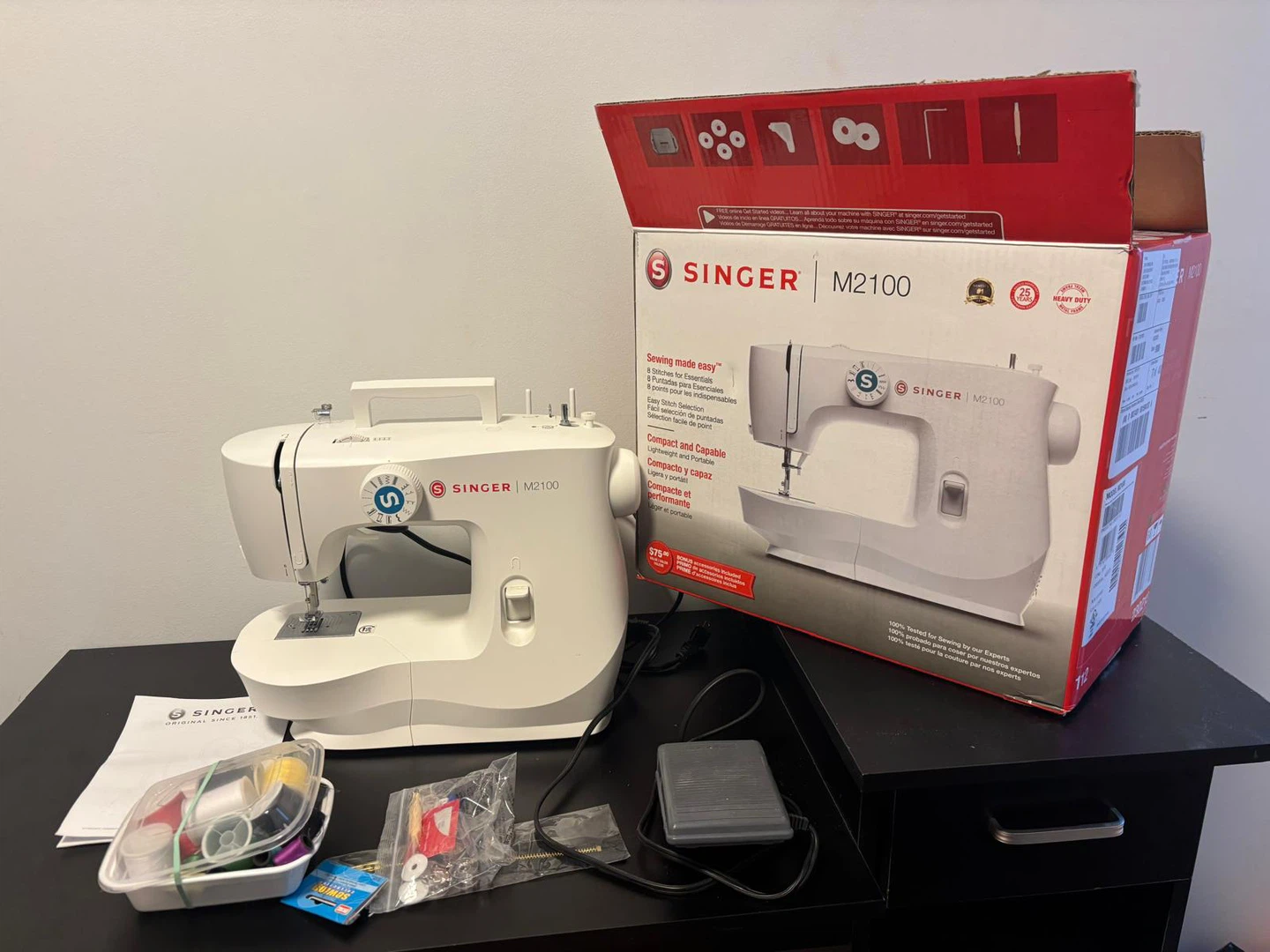 Singer M2100 Sewing Machine