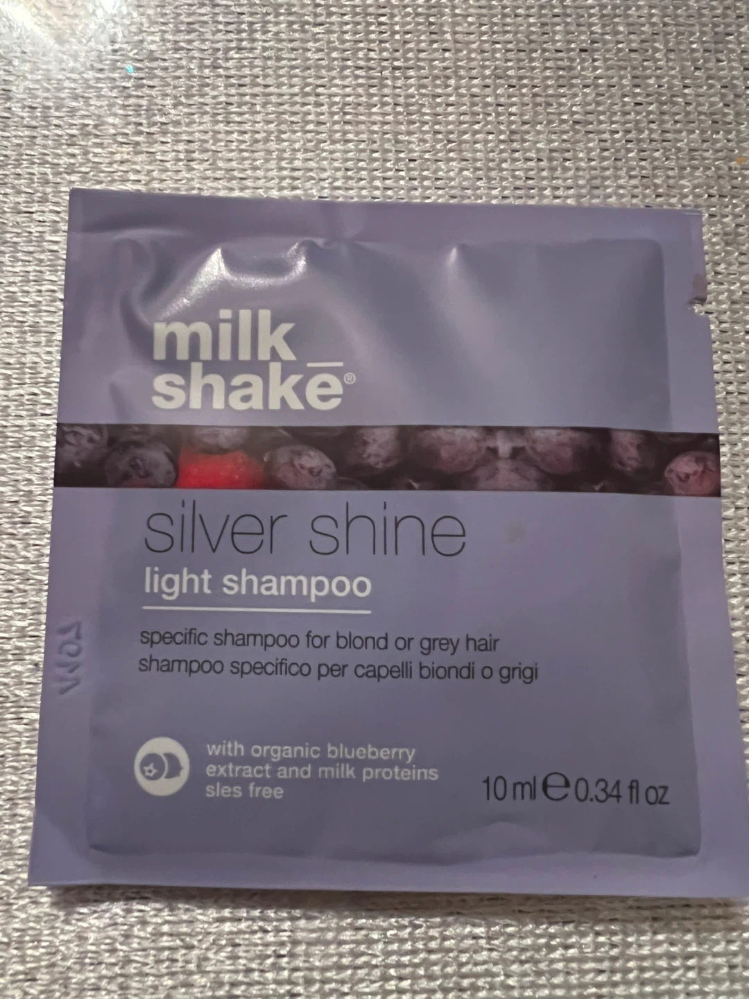 milk_shake Silver Shine Light Shampoo Sample (10ml)