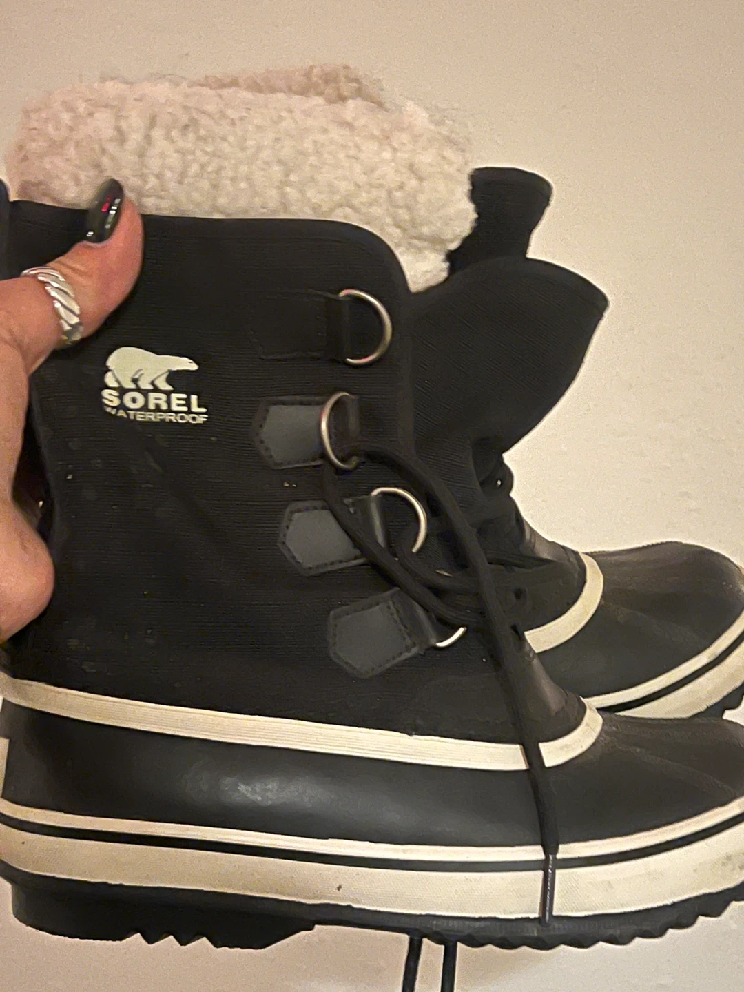 Sorel Waterproof Winter Boots - Women's Size 6