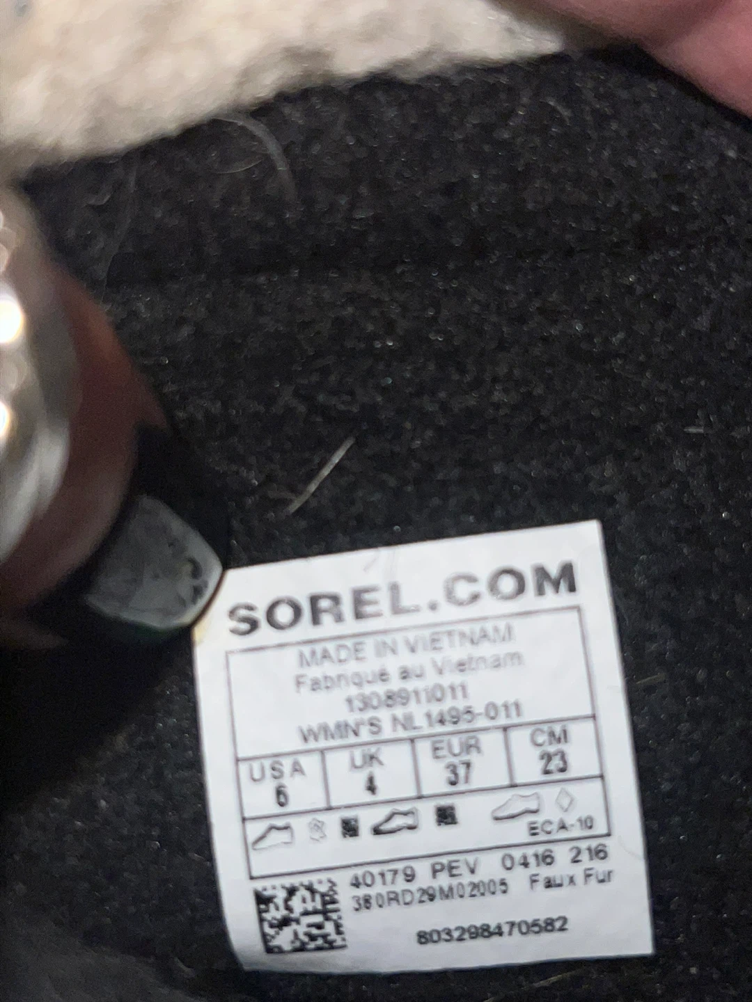 Sorel Waterproof Winter Boots - Women's Size 6 - photo 3