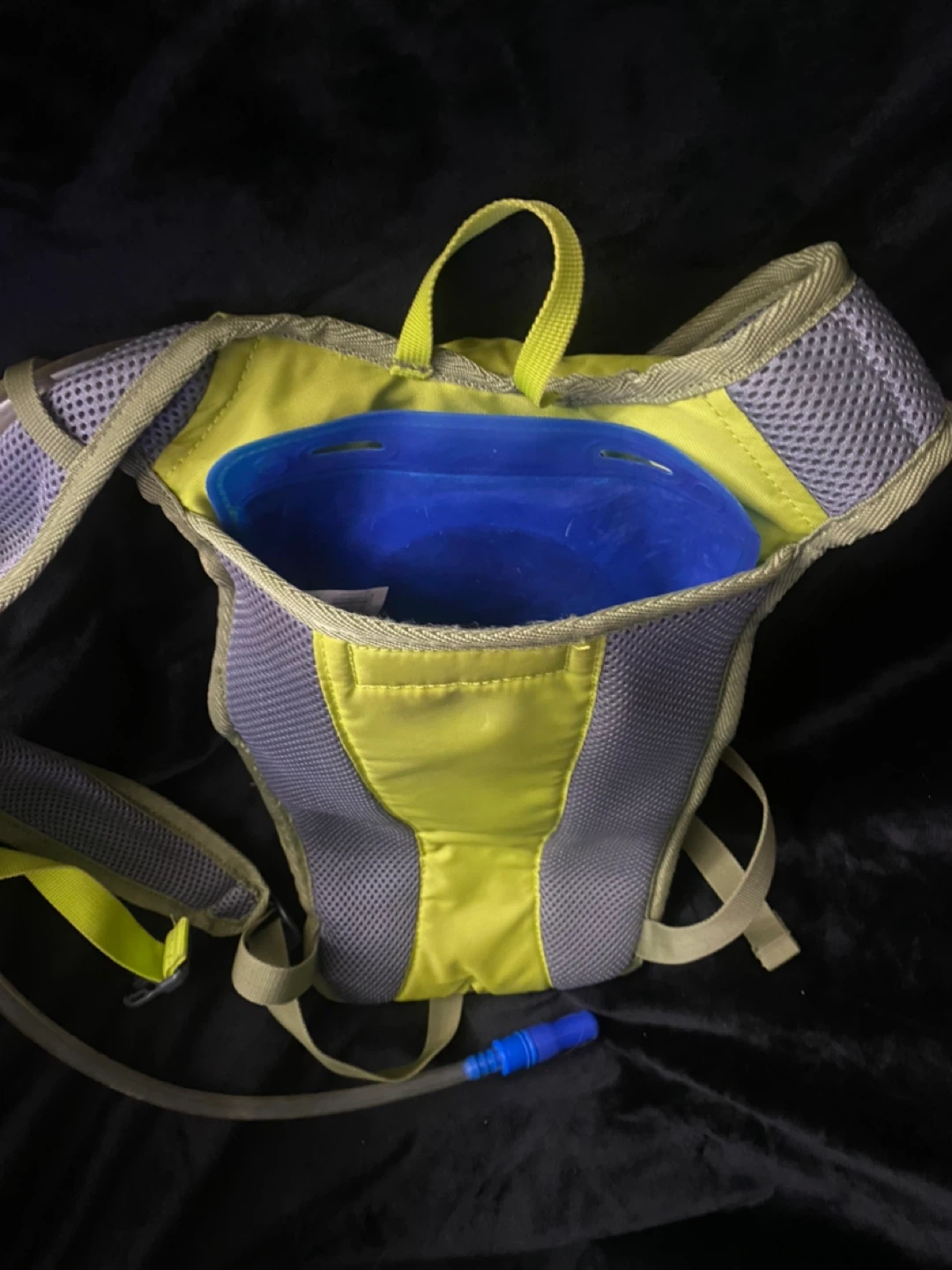 Ozark Trail Hydration Backpack - photo 5