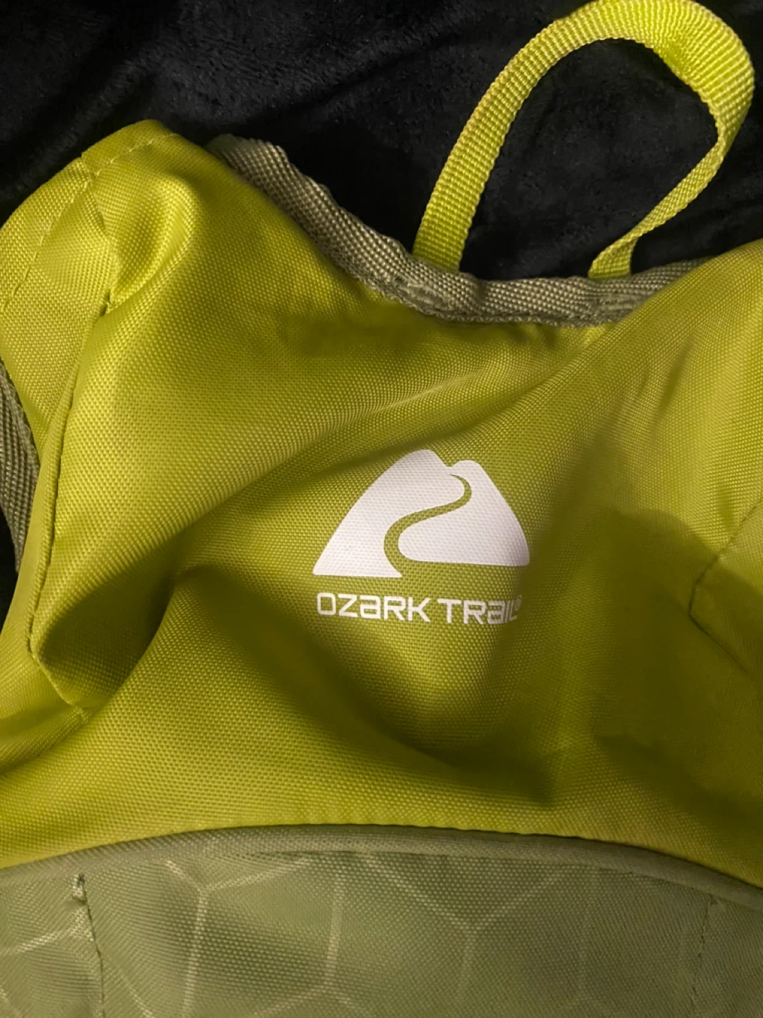 Ozark Trail Hydration Backpack - photo 4