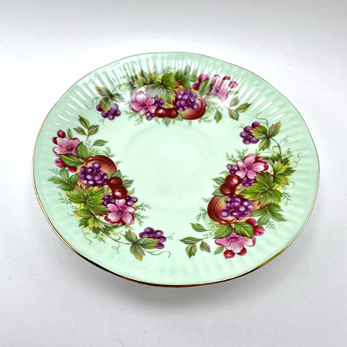 Elizabethan green orchard fruits teacup - photo 4