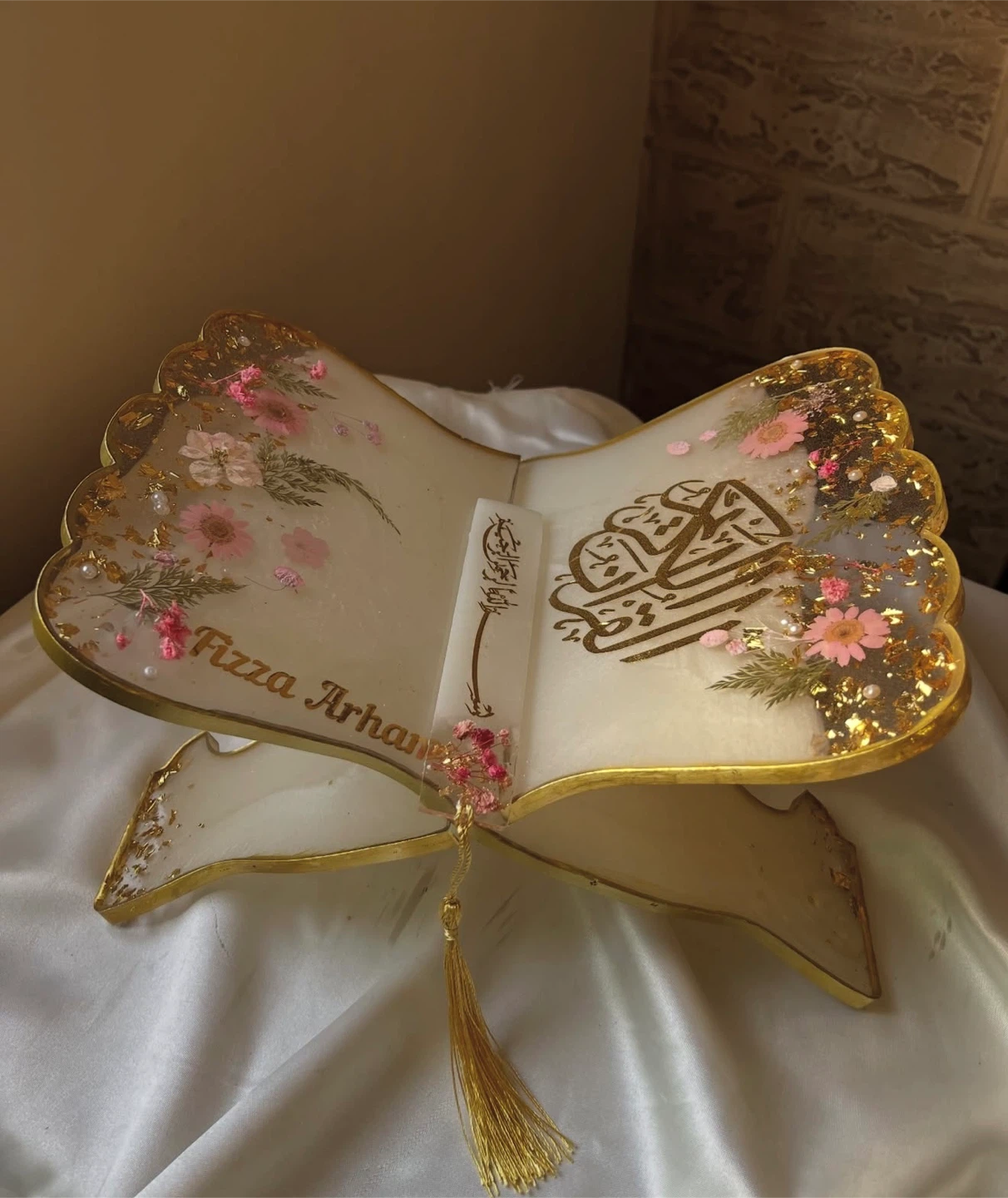 Resin Quran Stand with Tassel