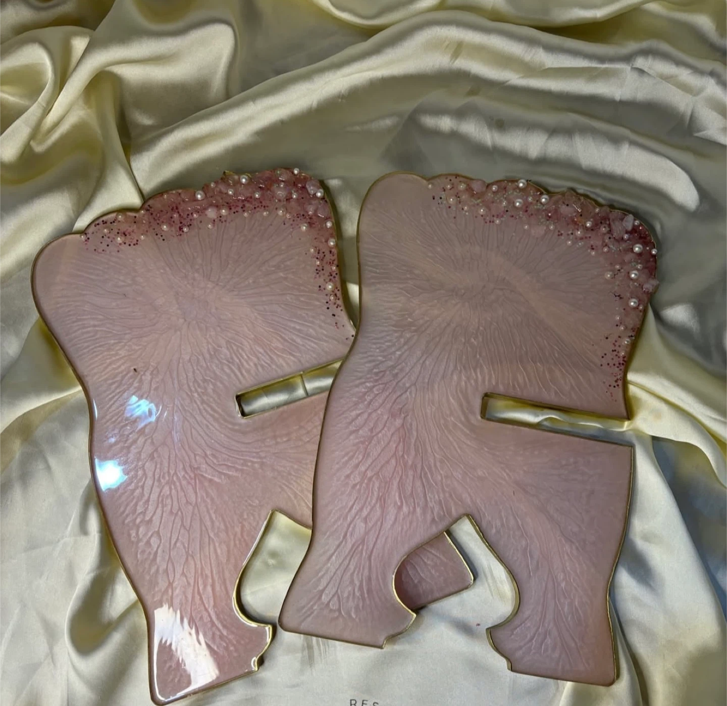 Resin Quran Stand with Tassel - photo 3