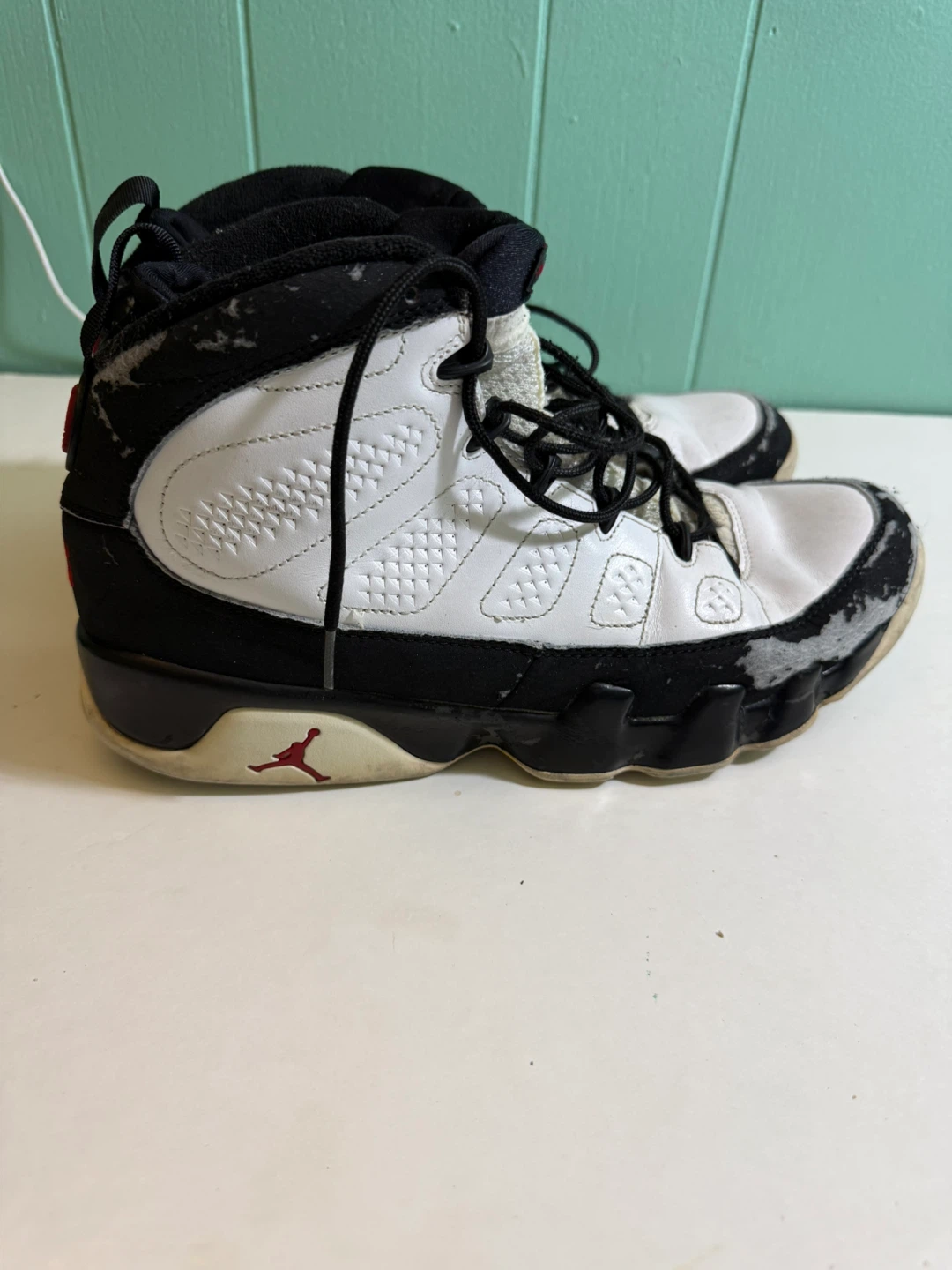 Air Jordan 9 Retro 'Kilroy Pack' Sneakers - photo 4