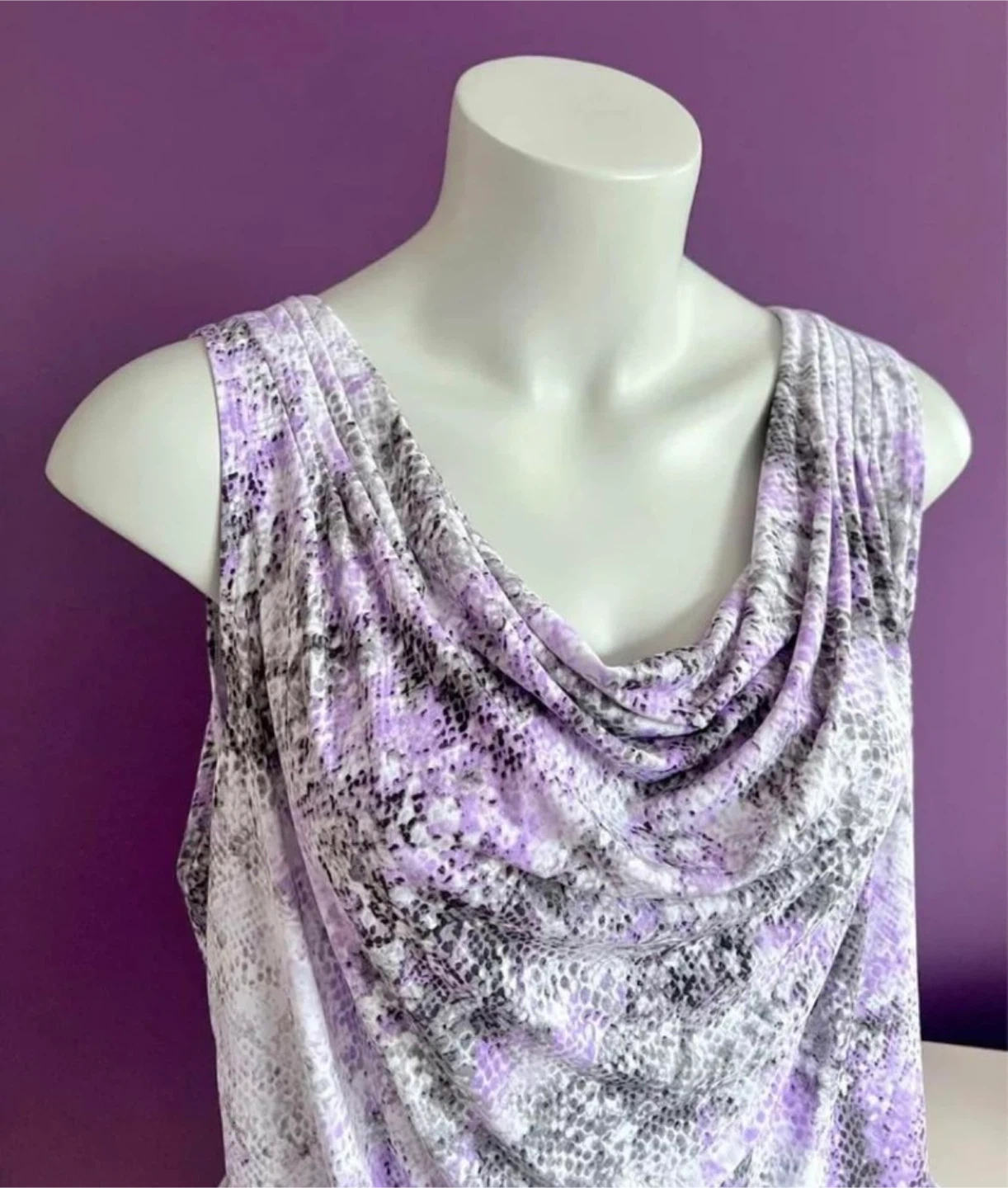 Women’s Calvin Klein spring/summer purple top - photo 2