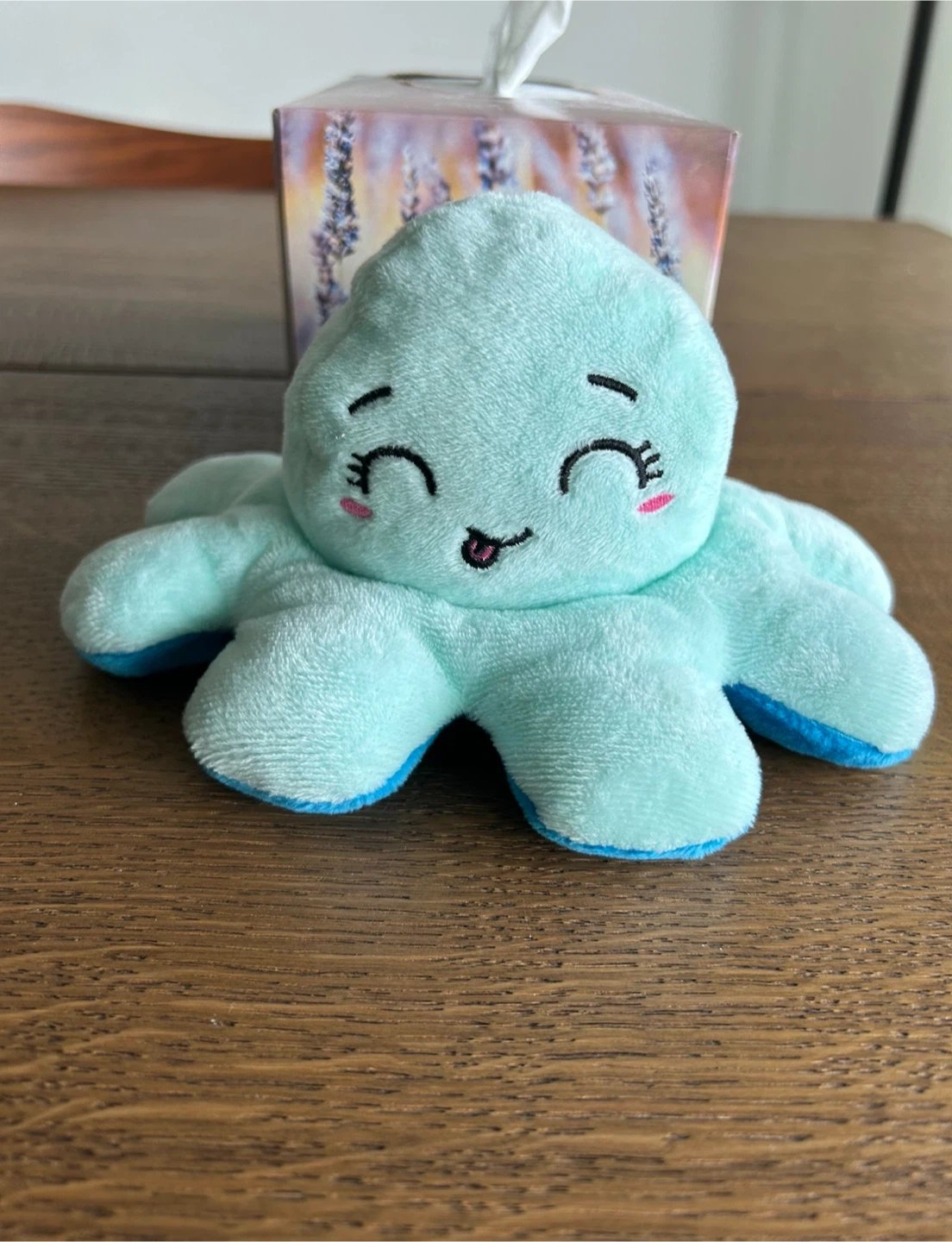 Reversible octopus plush + freebies - photo 2