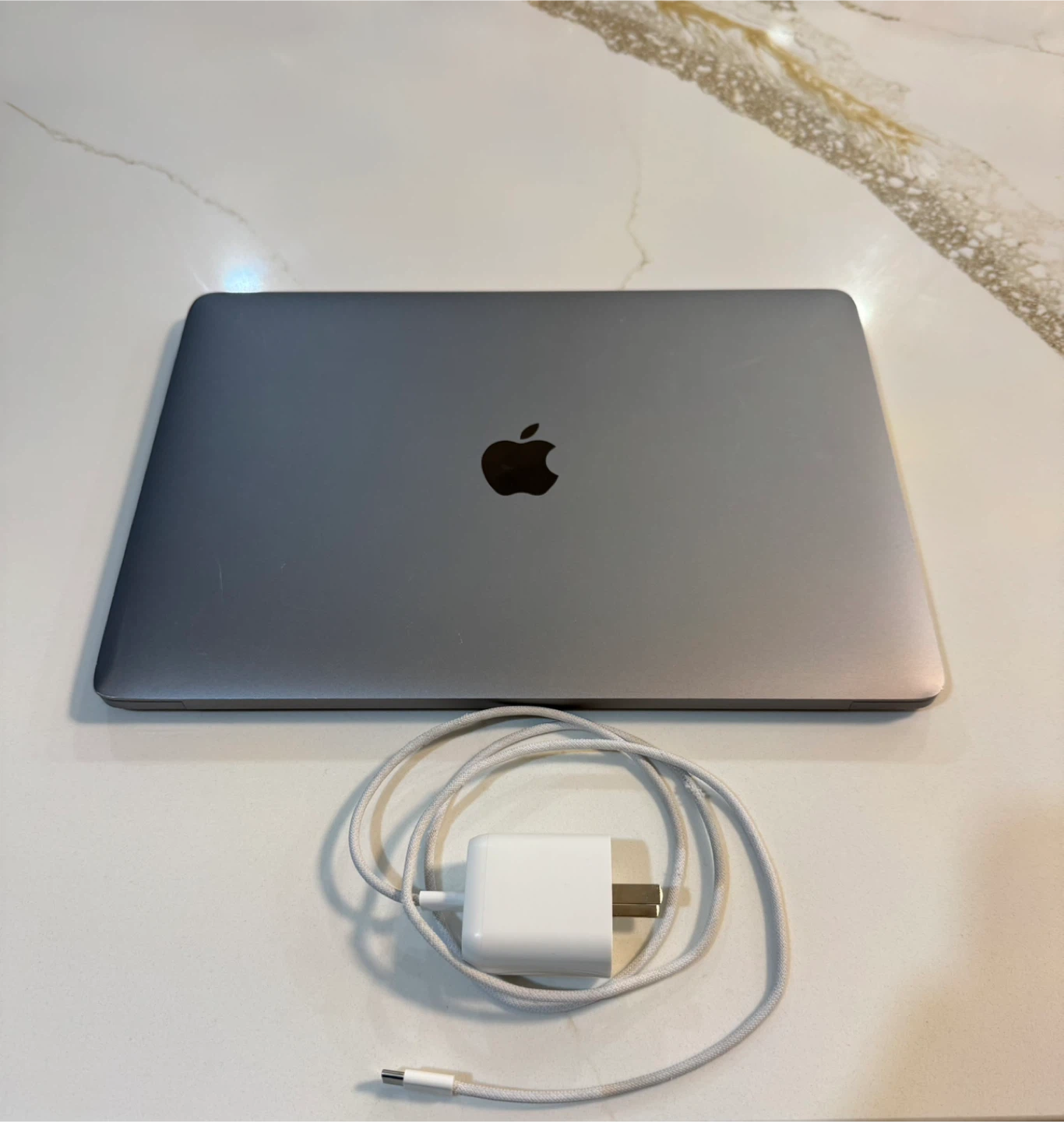 MacBook Pro 13” 2020 Intel i5 | Great for Students - photo 2