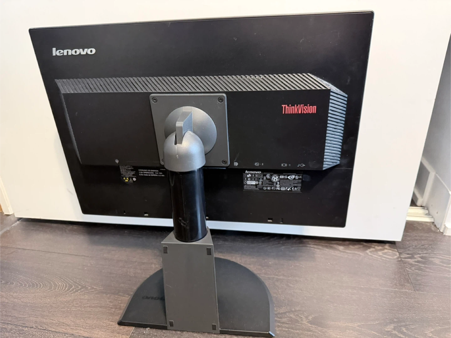 Lenovo ThinkVision LT2252pwD 22" Monitor - photo 2