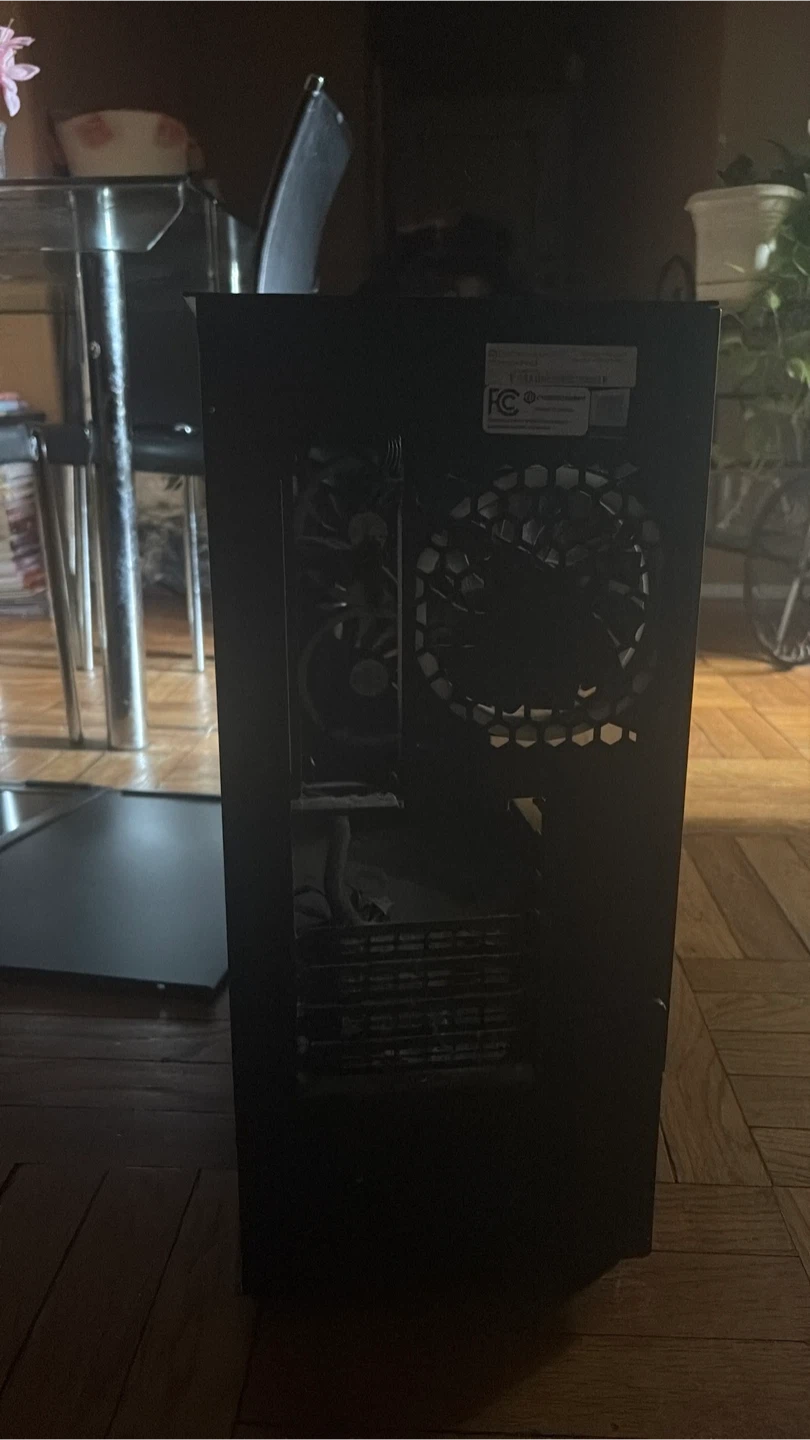 Pc case with parts - photo 2