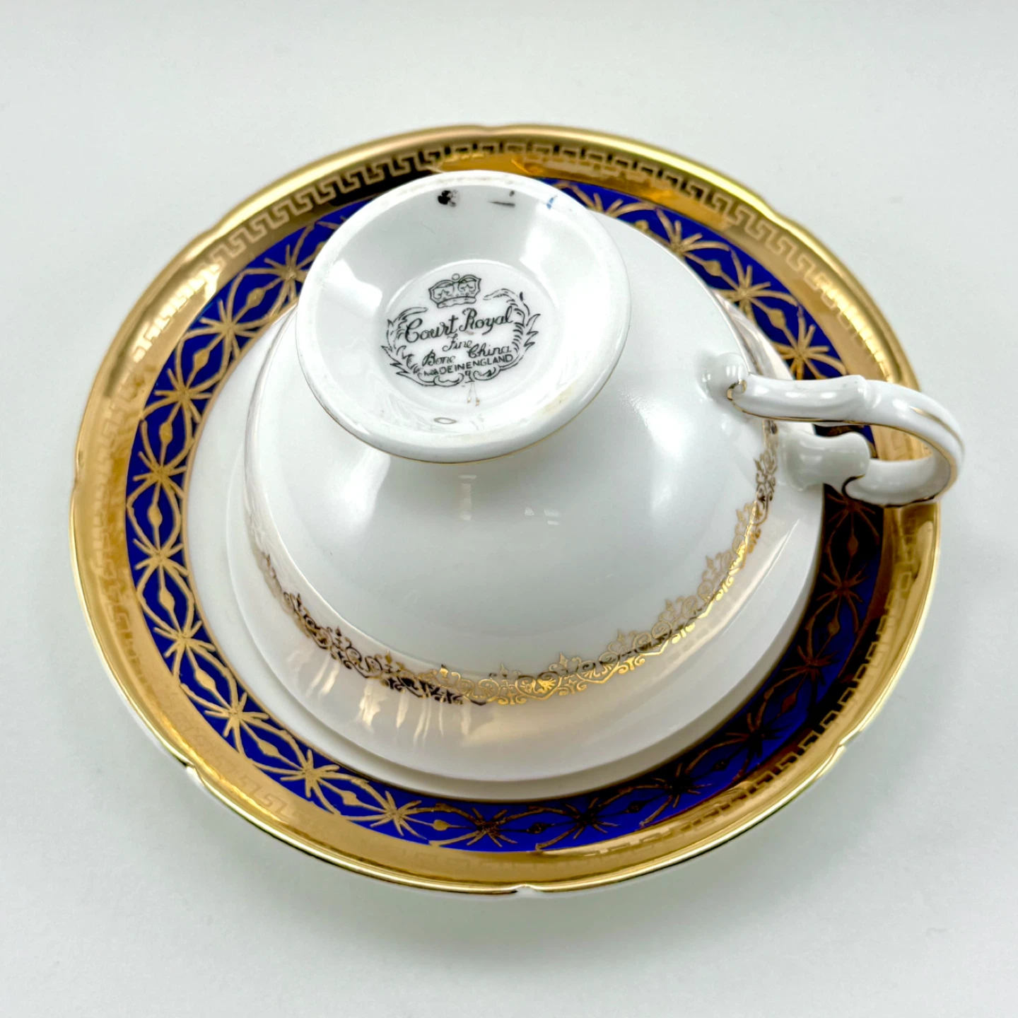 Court Royal peach cabbage rose teacup - photo 3