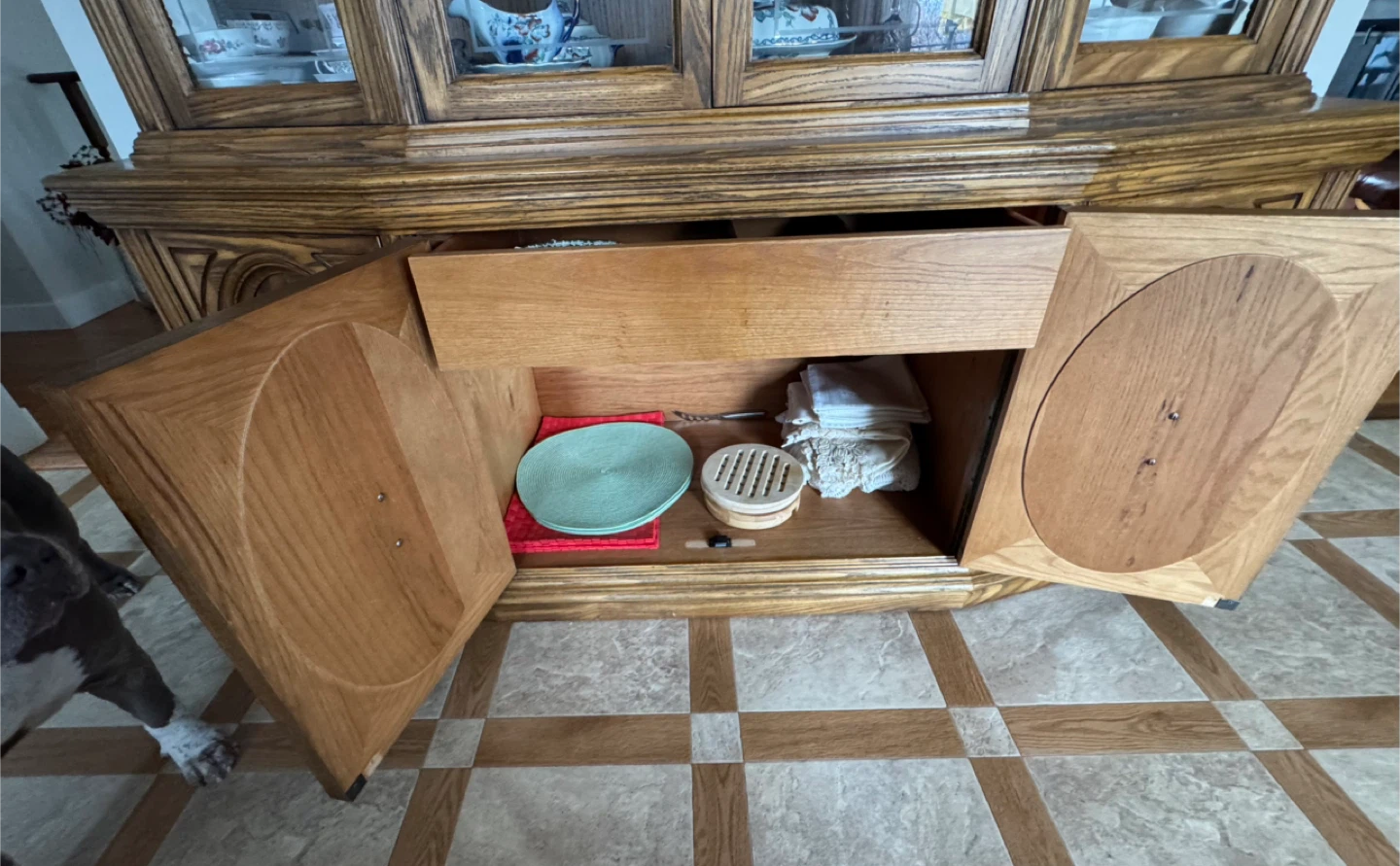 Solid Oak Dining Room China Cabinet Hutch - photo 3