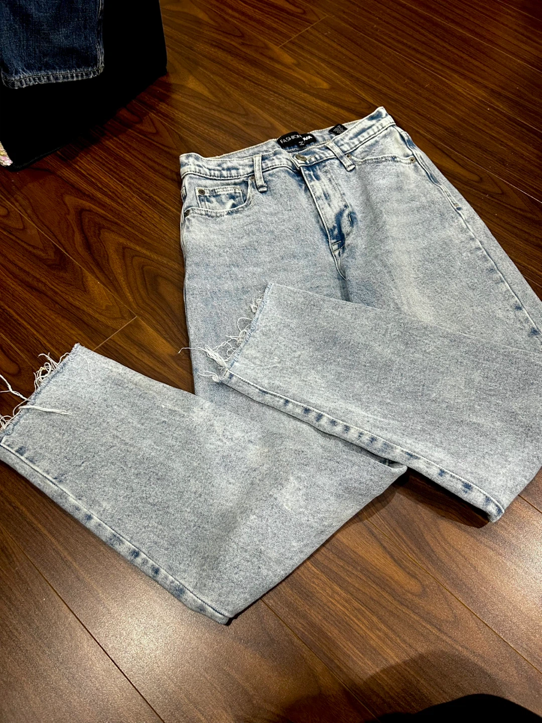Fashion nova took him by surprise boyfriend jeans size 27 - photo 2