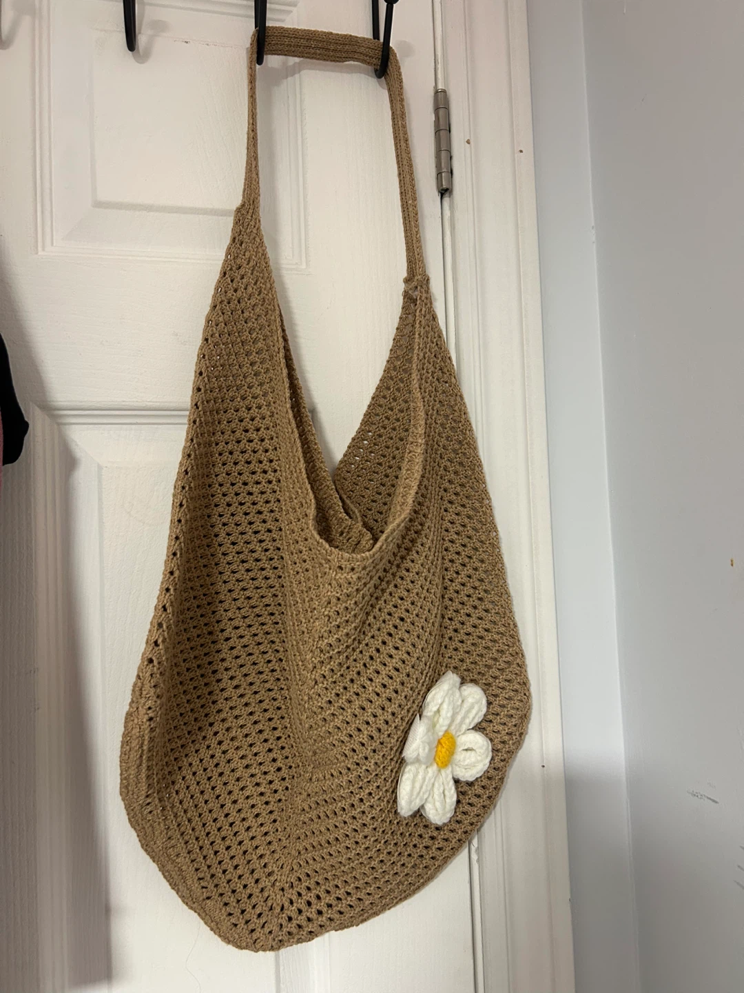 Crocheted Tote Bag with Daisy Accent