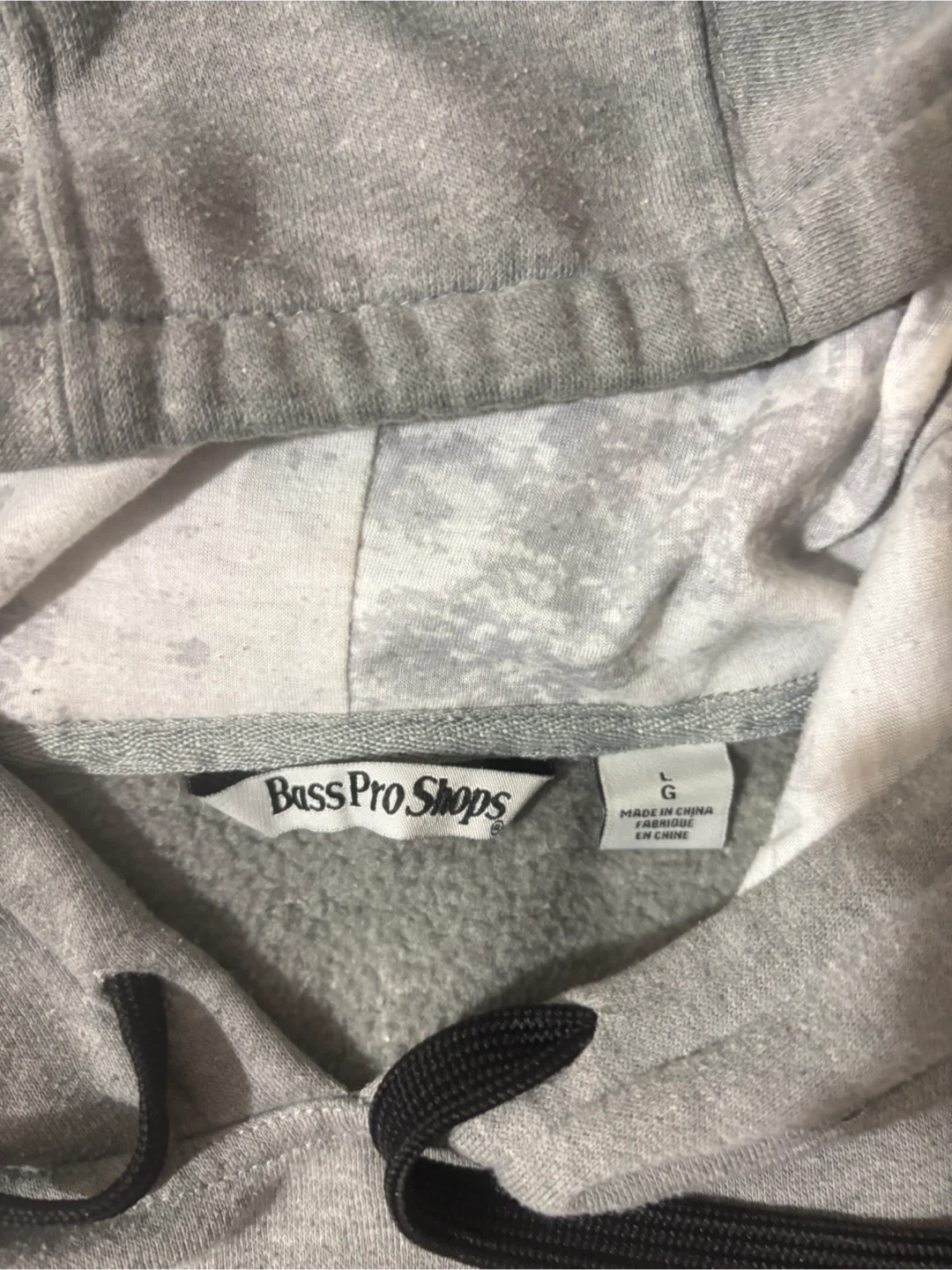 Size: Large “Bass Pro Shops Hoodie” - photo 3