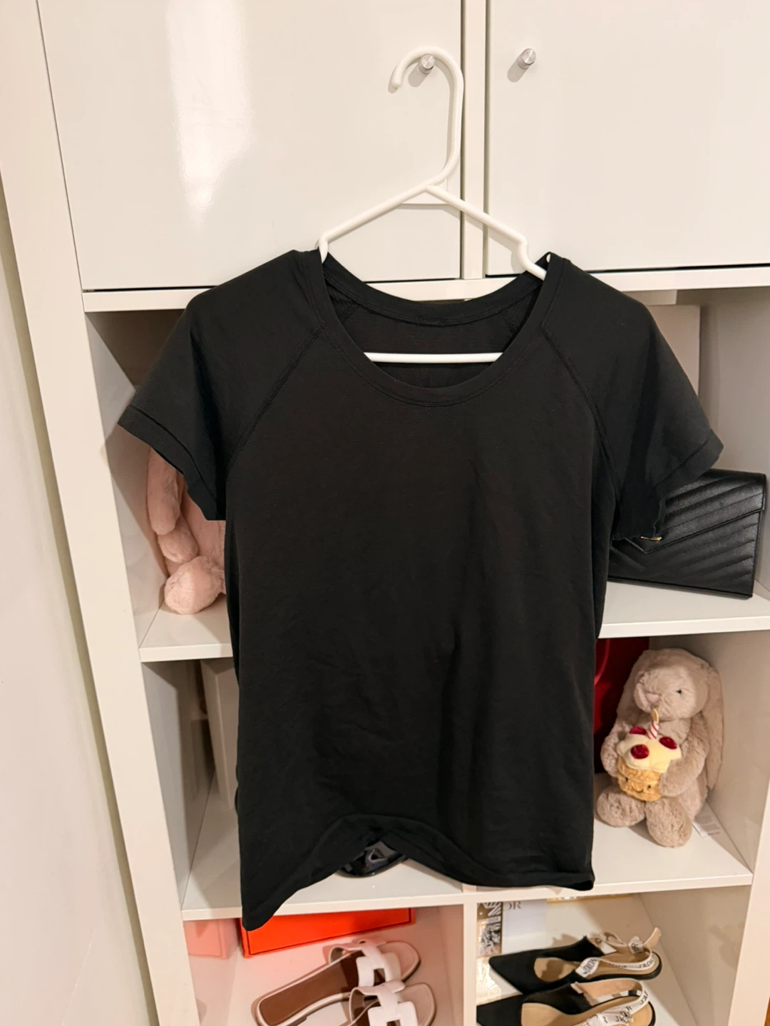 Lululemon Black Short Sleeve T-Shirt