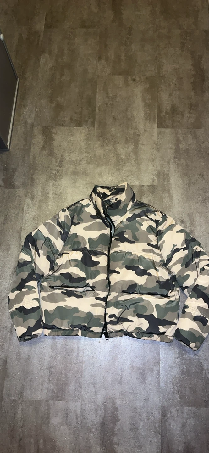 Large H&M Camo Puffer Jacket
