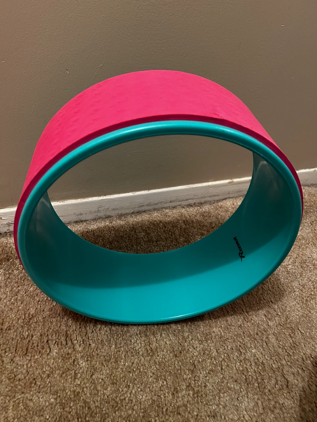 Reehut Yoga Wheel