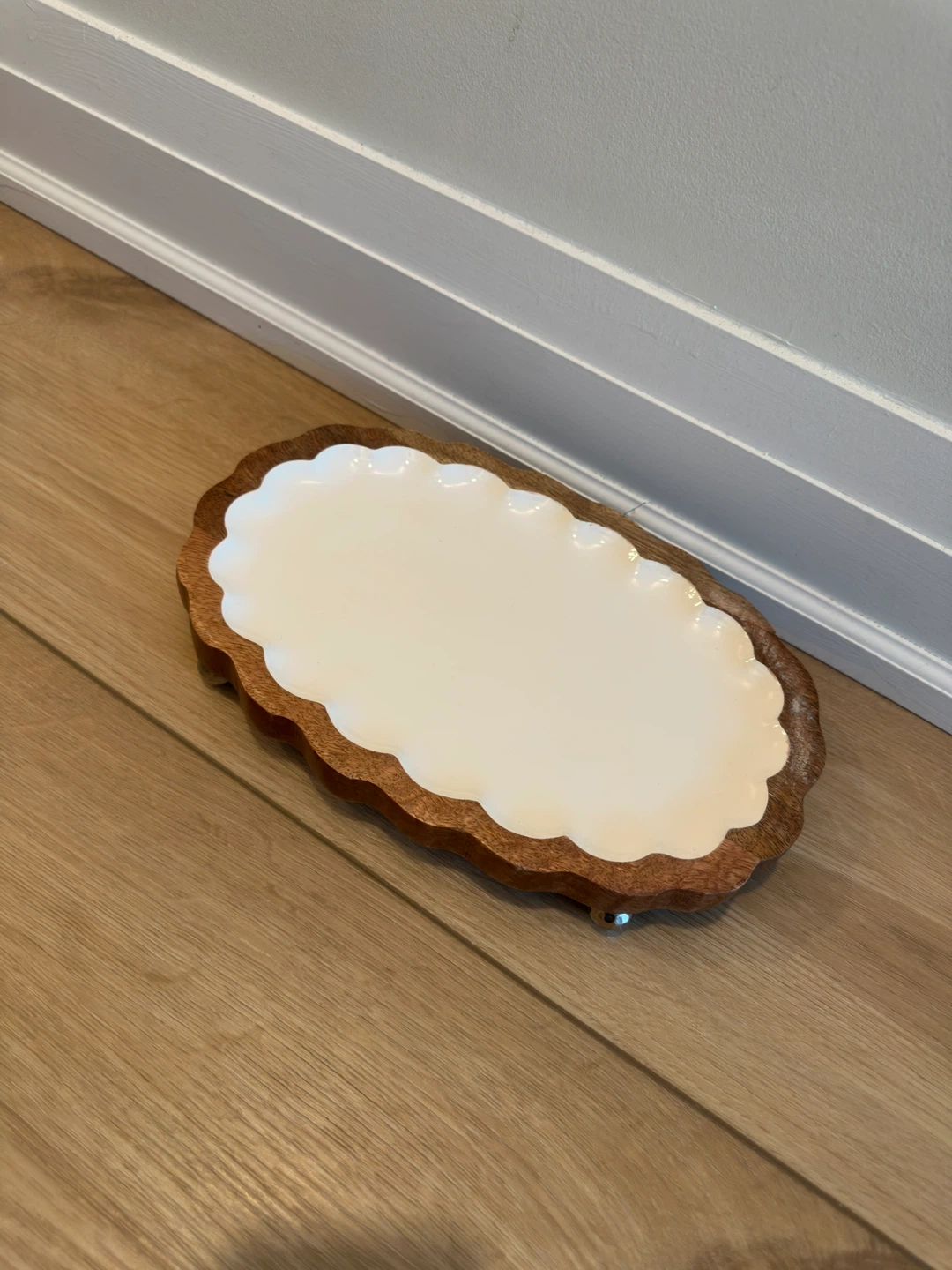 Wooden Decorative Tray with Scalloped Edge - photo 2
