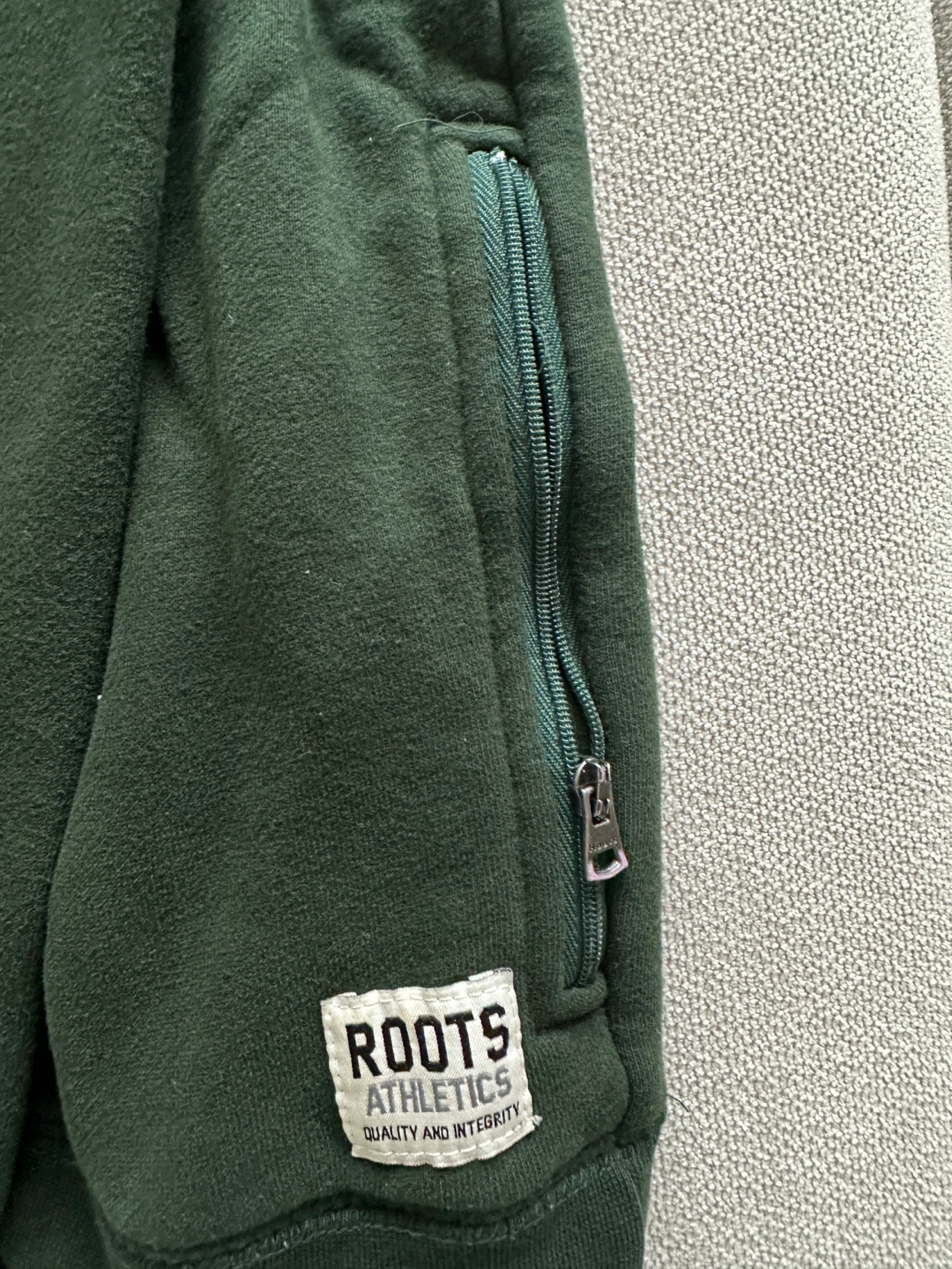 Roots Quarter Zip Sweatshirt - Small - photo 4