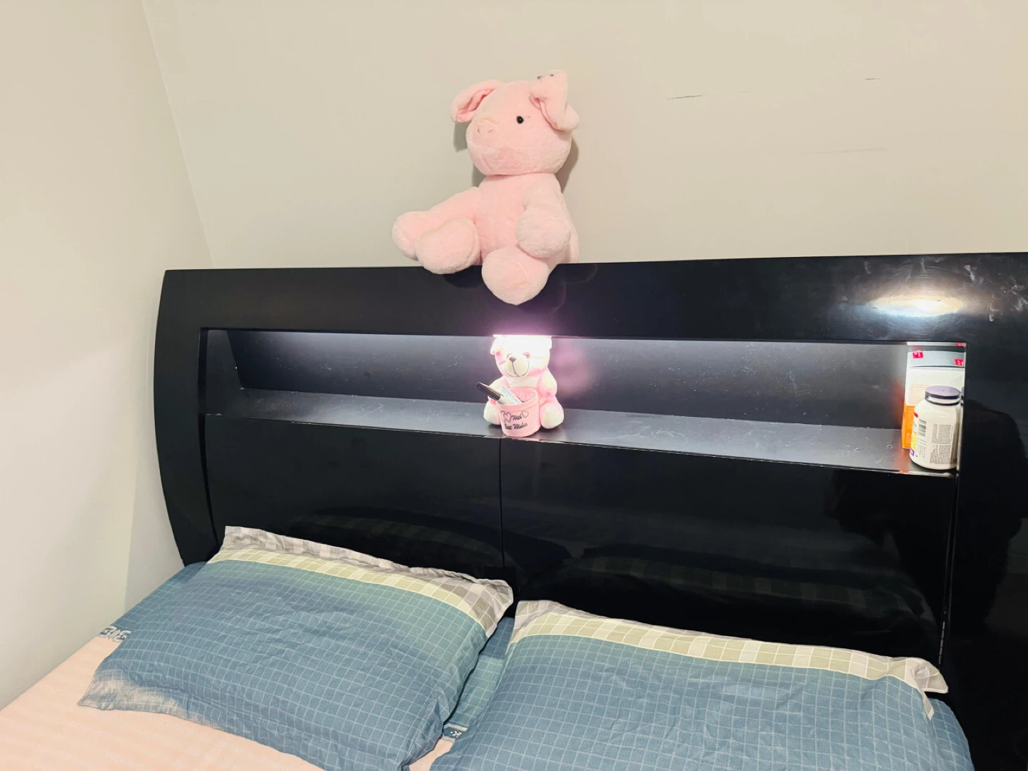 Black Modern Platform Bed with Built-in Headboard Shelf - photo 4