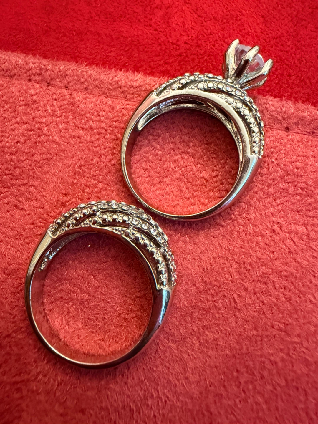 Rondelle and Engagement Ring Set - photo 4