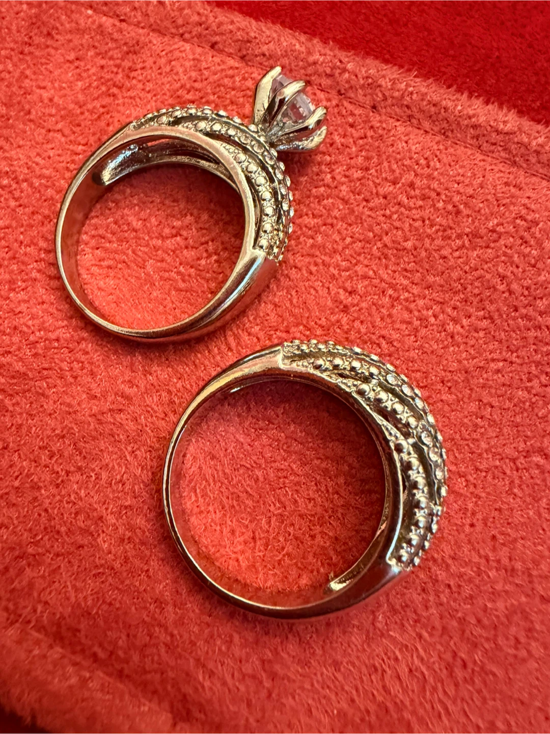 Rondelle and Engagement Ring Set - photo 5