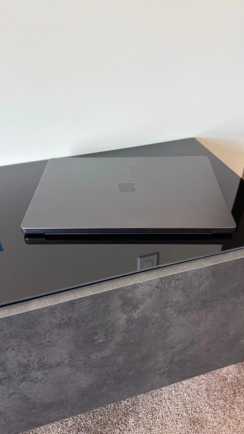 🍎 MINT 16" MacBook Pro M3 Pro 18GB/512GB 71 Cycles 98% Battery - photo 2